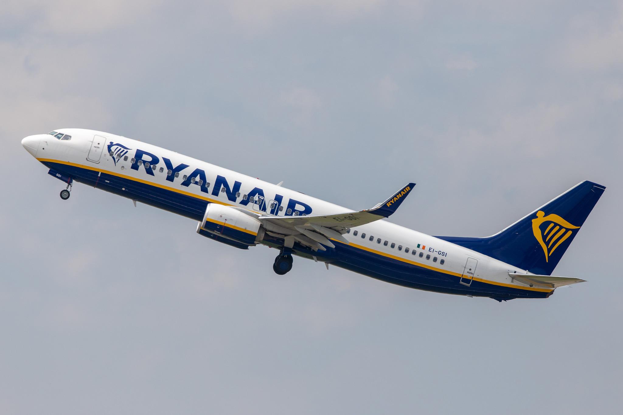 Hamburg Airport: Ryanair (FR / RYR) |  Boeing 737-8AS B738 | EI-GSI | MSN 44848