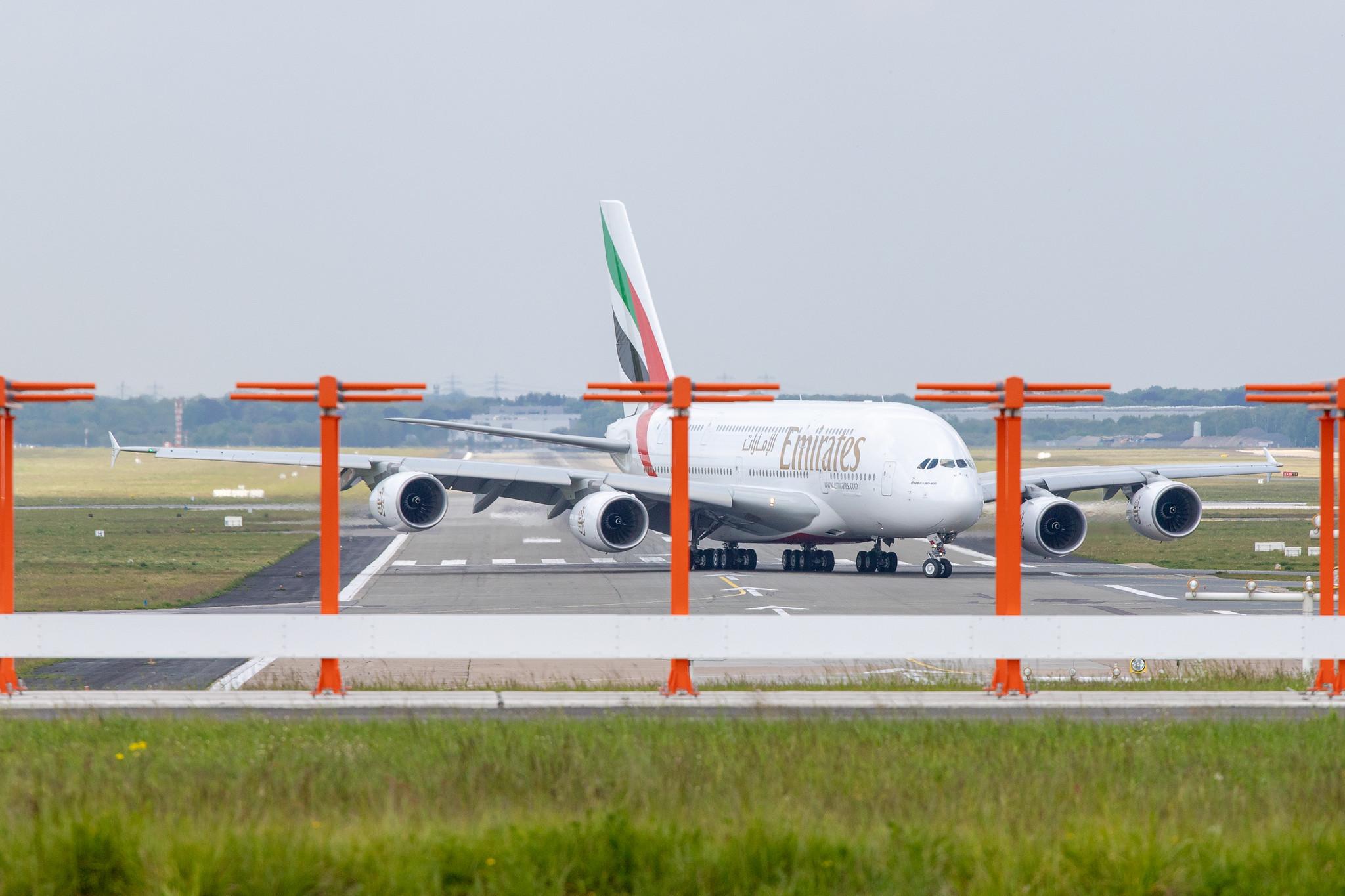 Hamburg Airport: Emirates (EK / UAE) |  Airbus A380-842 A388 | A6-EVC | MSN 248