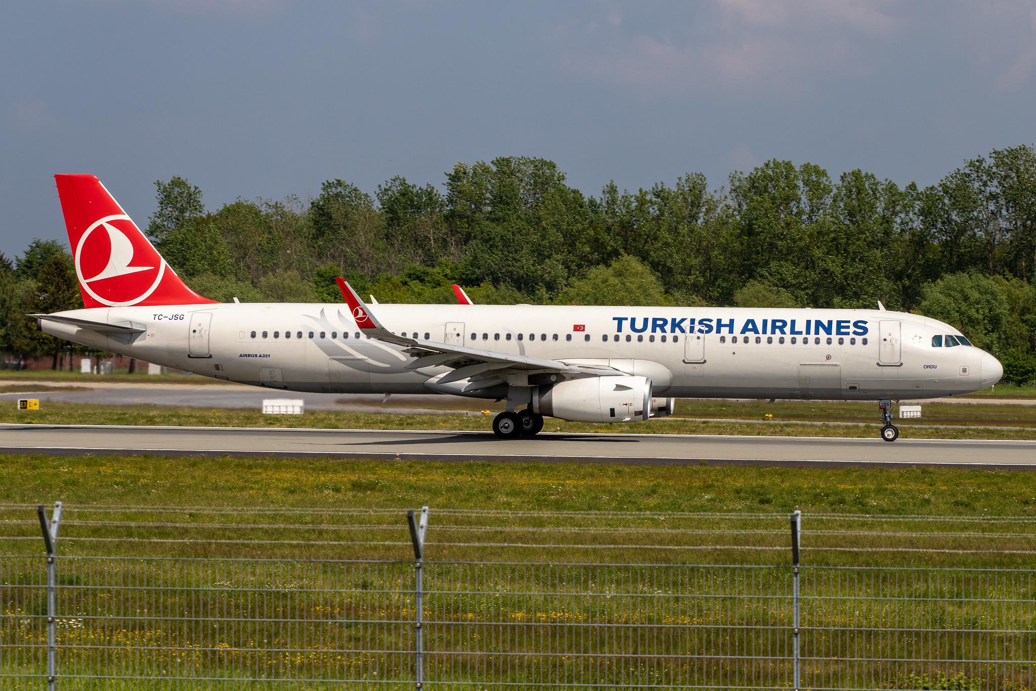 Hamburg Airport: Turkish Airlines (TK / THY) |  Airbus A321-231 A321 | TC-JSG | MSN 5490
