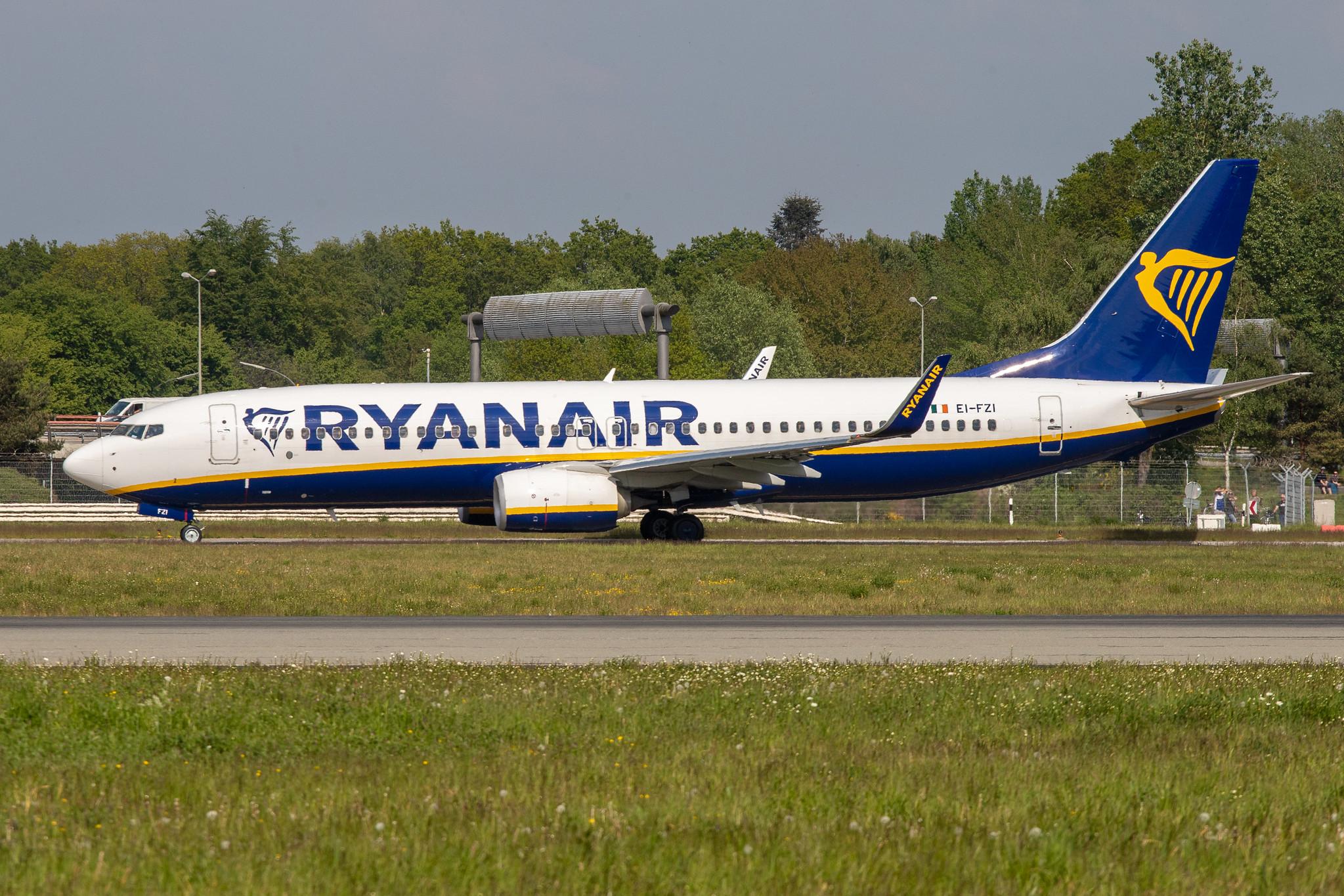 Hamburg Airport: Ryanair (FR / RYR) |  Boeing 737-8AS B738 | EI-FZI | MSN 44782