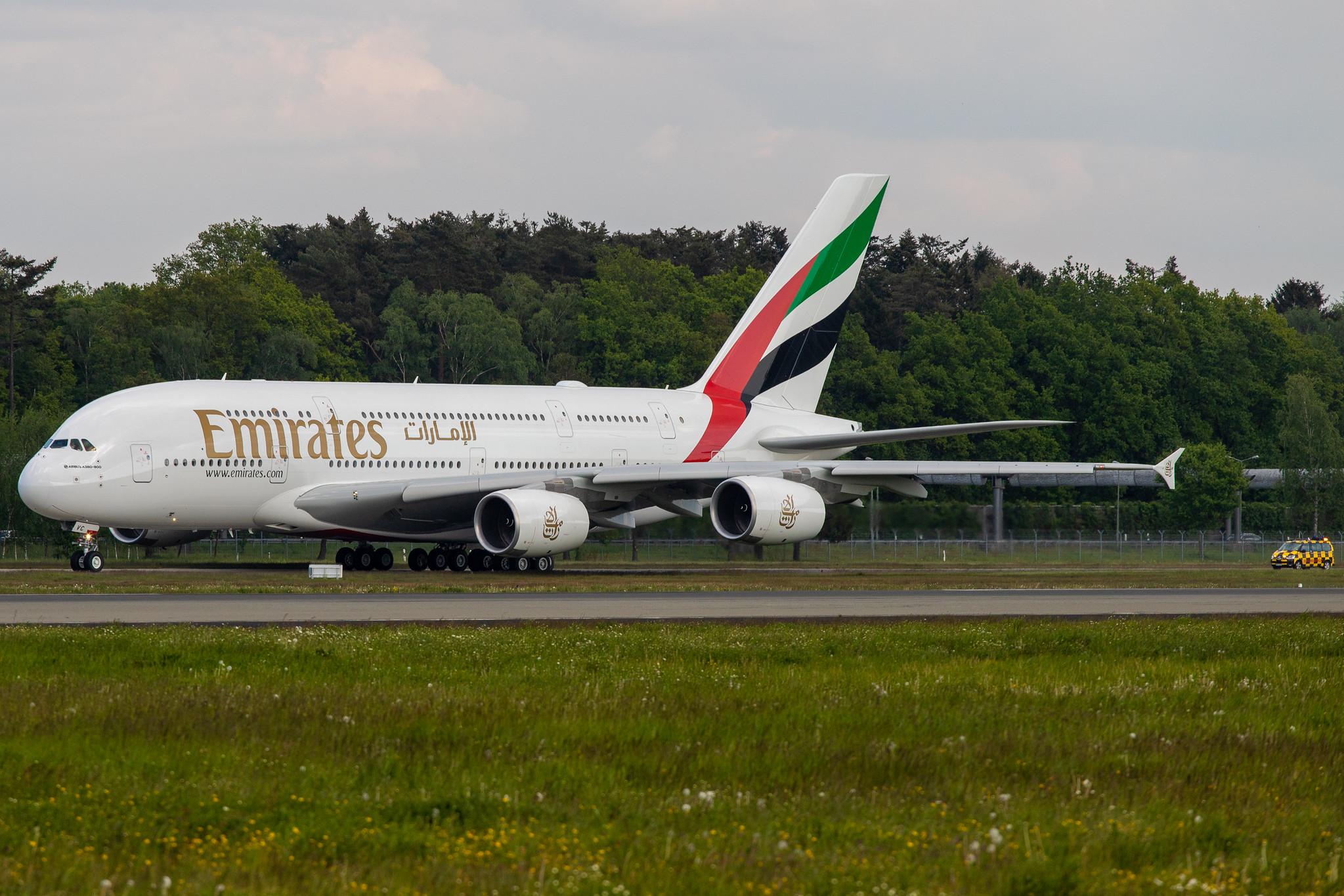 Hamburg Airport: Emirates (EK / UAE) |  Airbus A380-842 A388 | A6-EVC | MSN 248