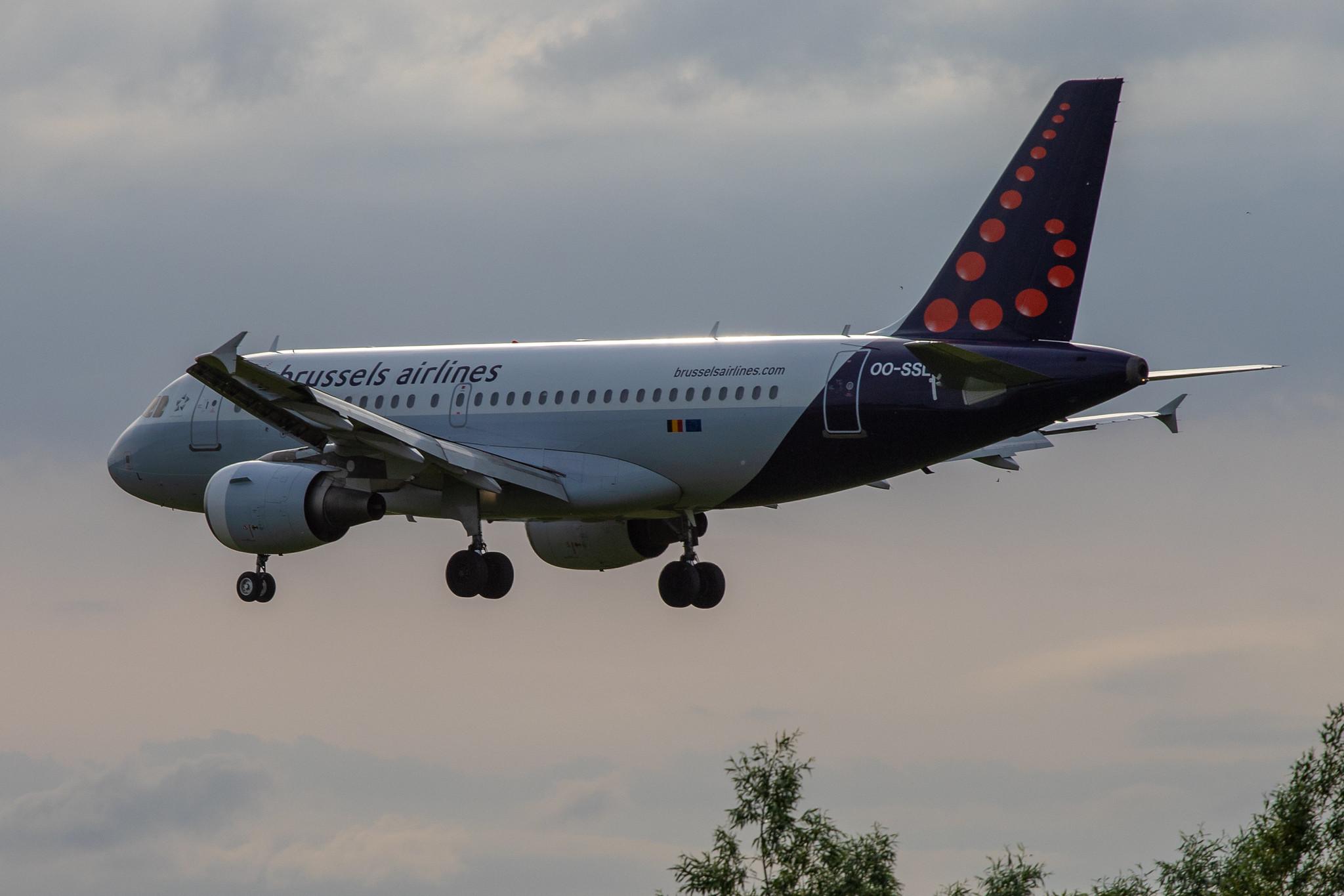 Hamburg Airport: Brussels Airlines (SN / BEL) |  Airbus A319-111 A319 | OO-SSL | MSN 1803