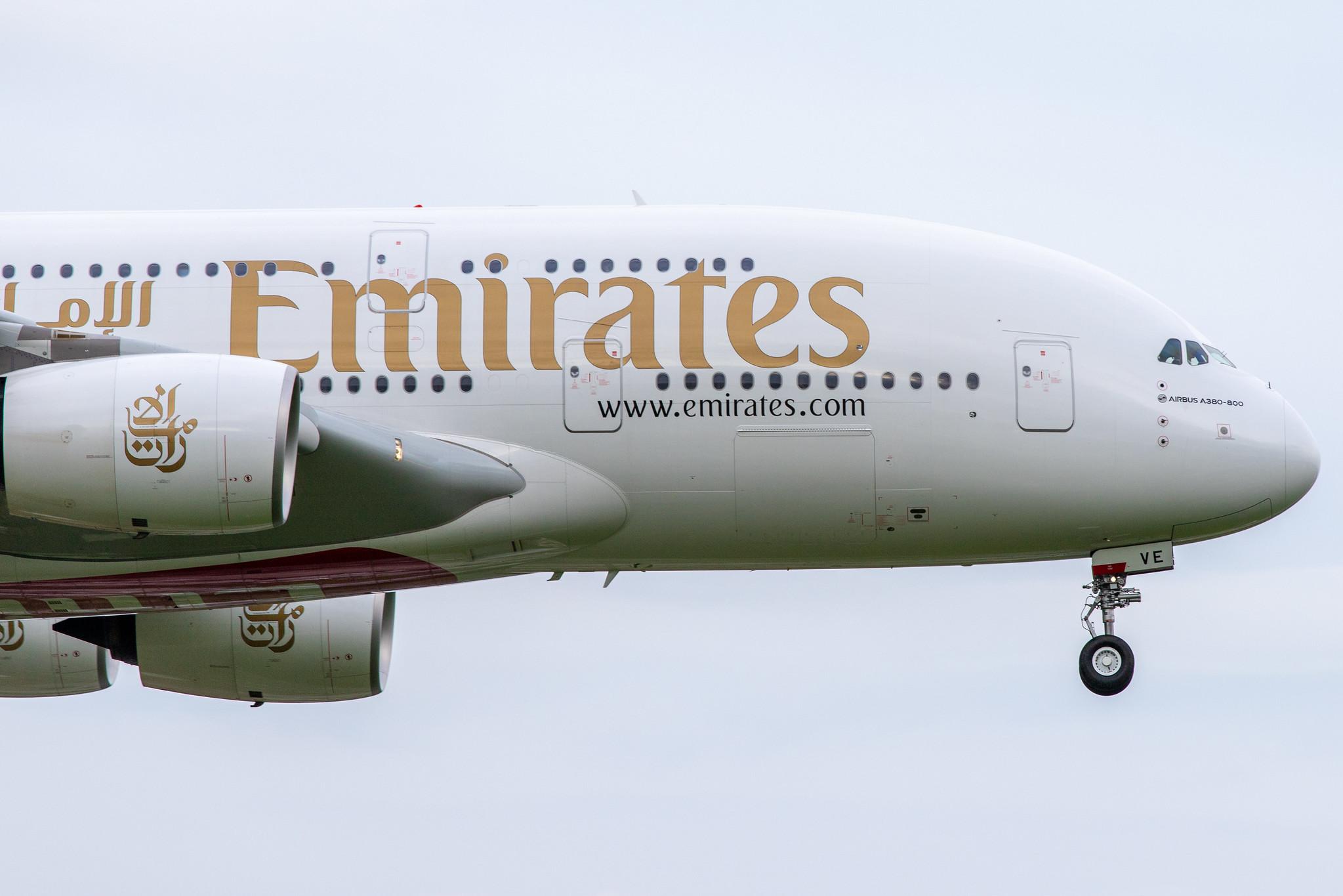 Hamburg Airport: Emirates (EK / UAE) |  Airbus A380-842 A388 | A6-EVE | MSN 250