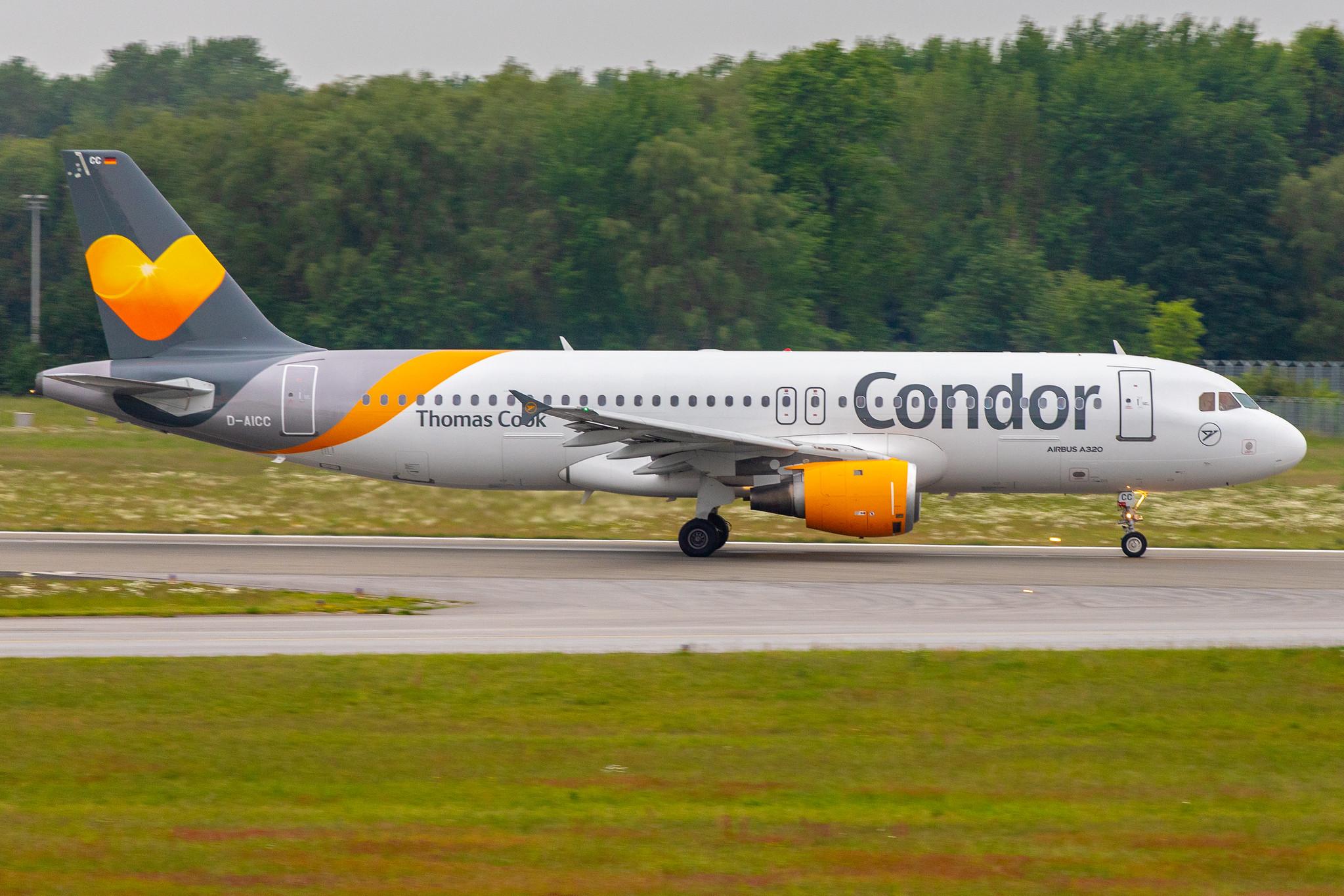 Hamburg Airport: Condor (DE / CFG) |  Airbus A320-212 A320 | D-AICC | MSN 0809