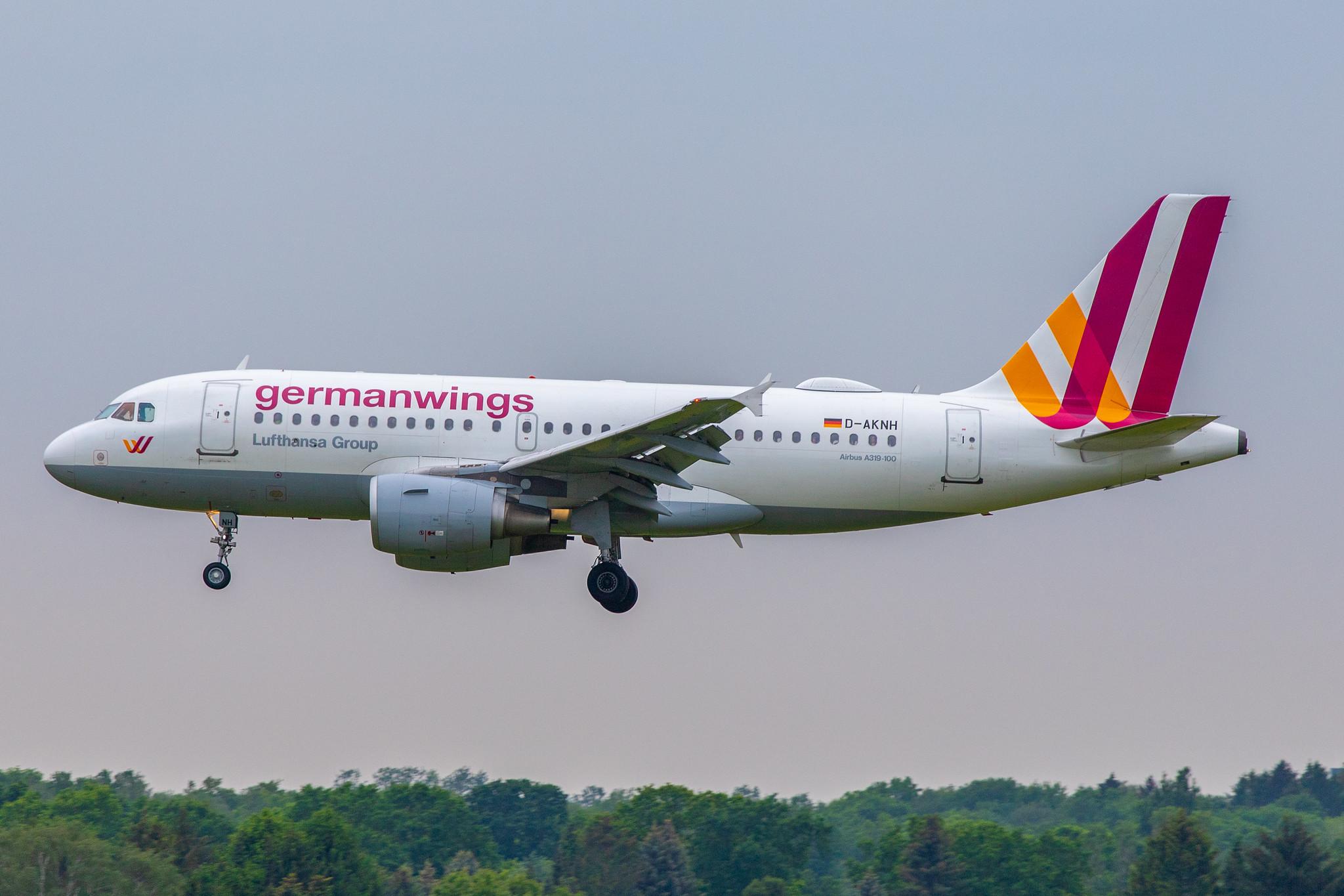 Hamburg Airport: Eurowings (EW / EWG) | Operator: Germanwings | Airbus A319-112 A319 | D-AKNH | MSN 0794