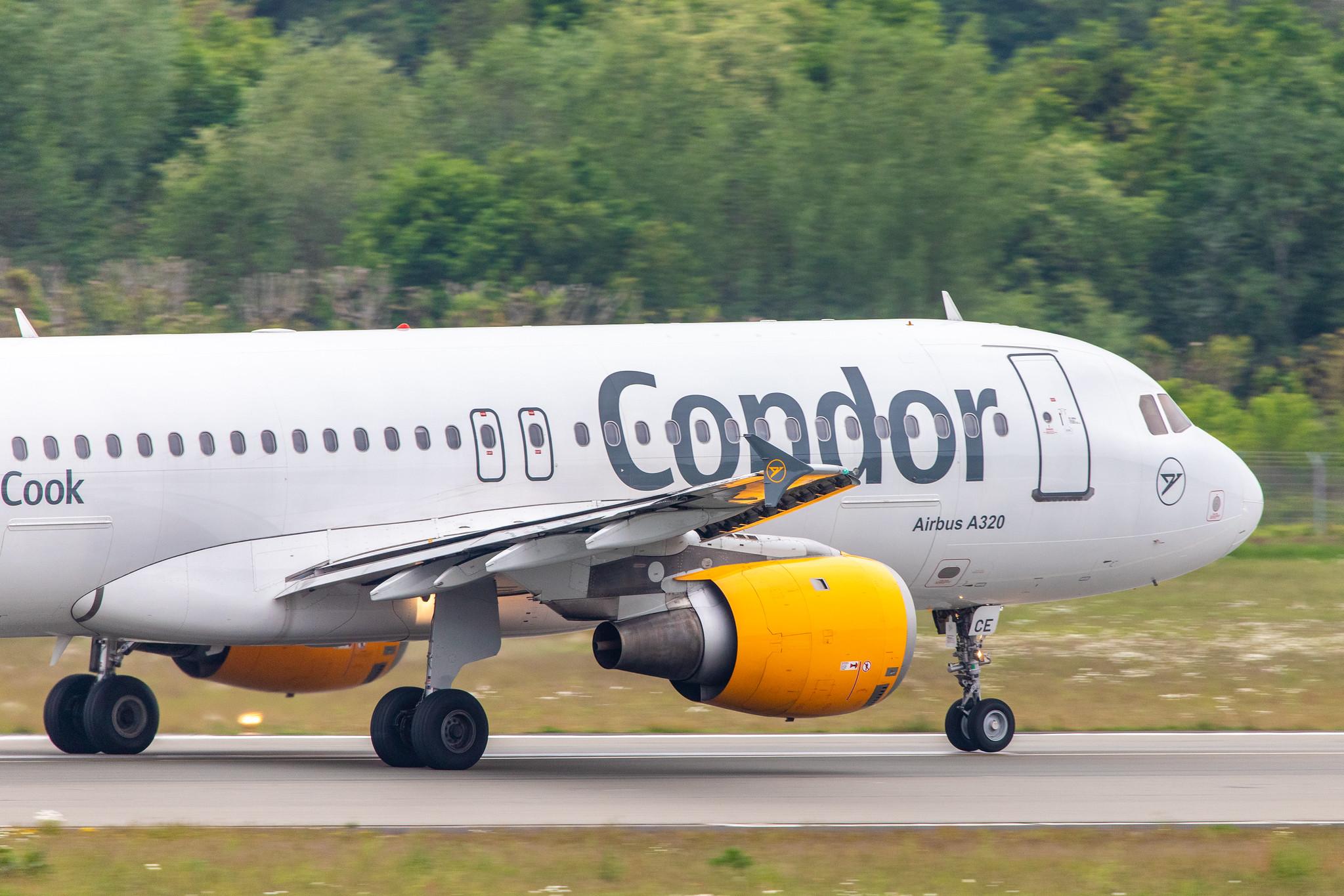 Hamburg Airport: Condor (DE / CFG) |  Airbus A320-212 A320 | D-AICE | MSN 0894