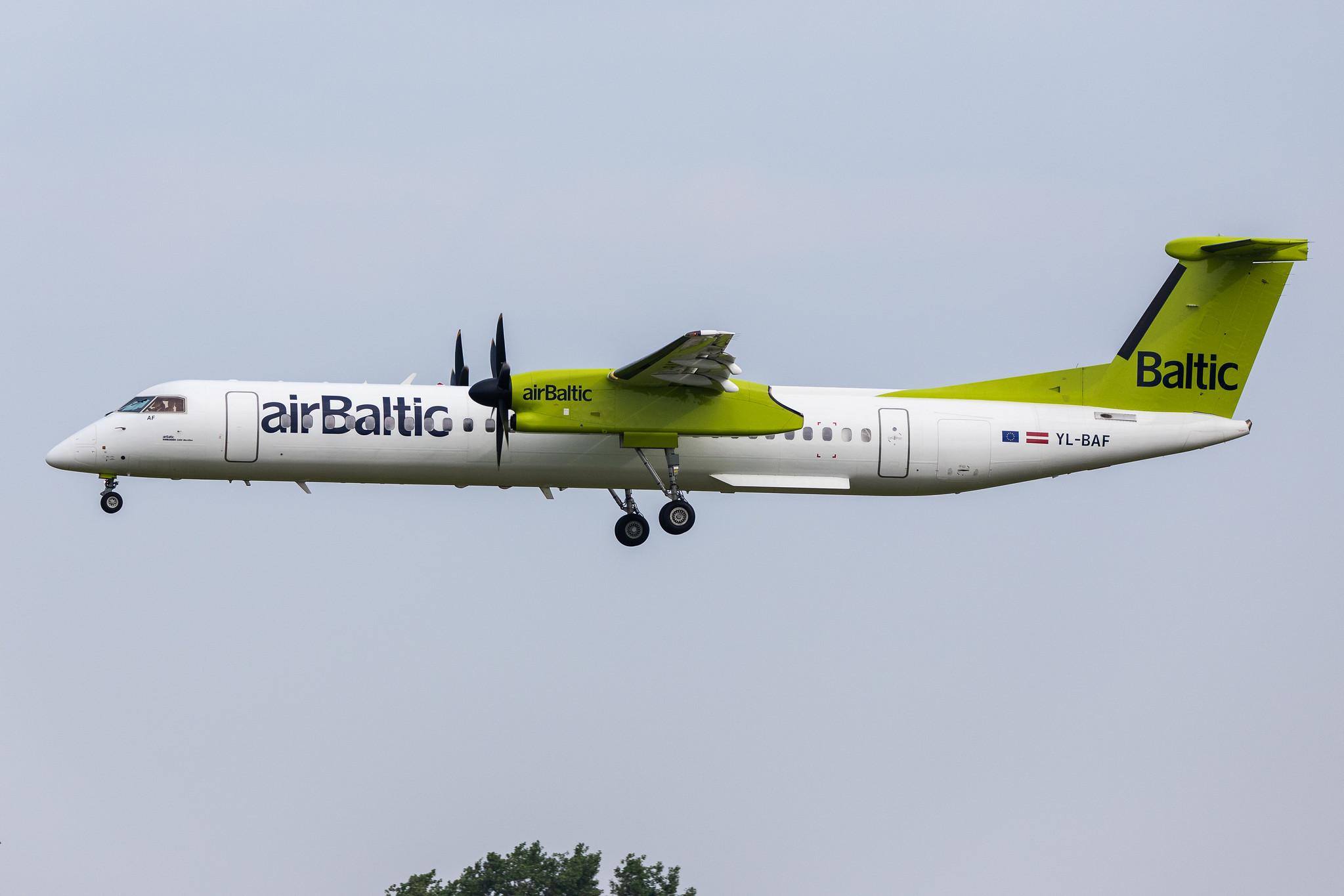 Hamburg Airport: Air Baltic (BT / BTI) |  De Havilland Canada Dash 8-400 DH8D | YL-BAF | MSN 4293