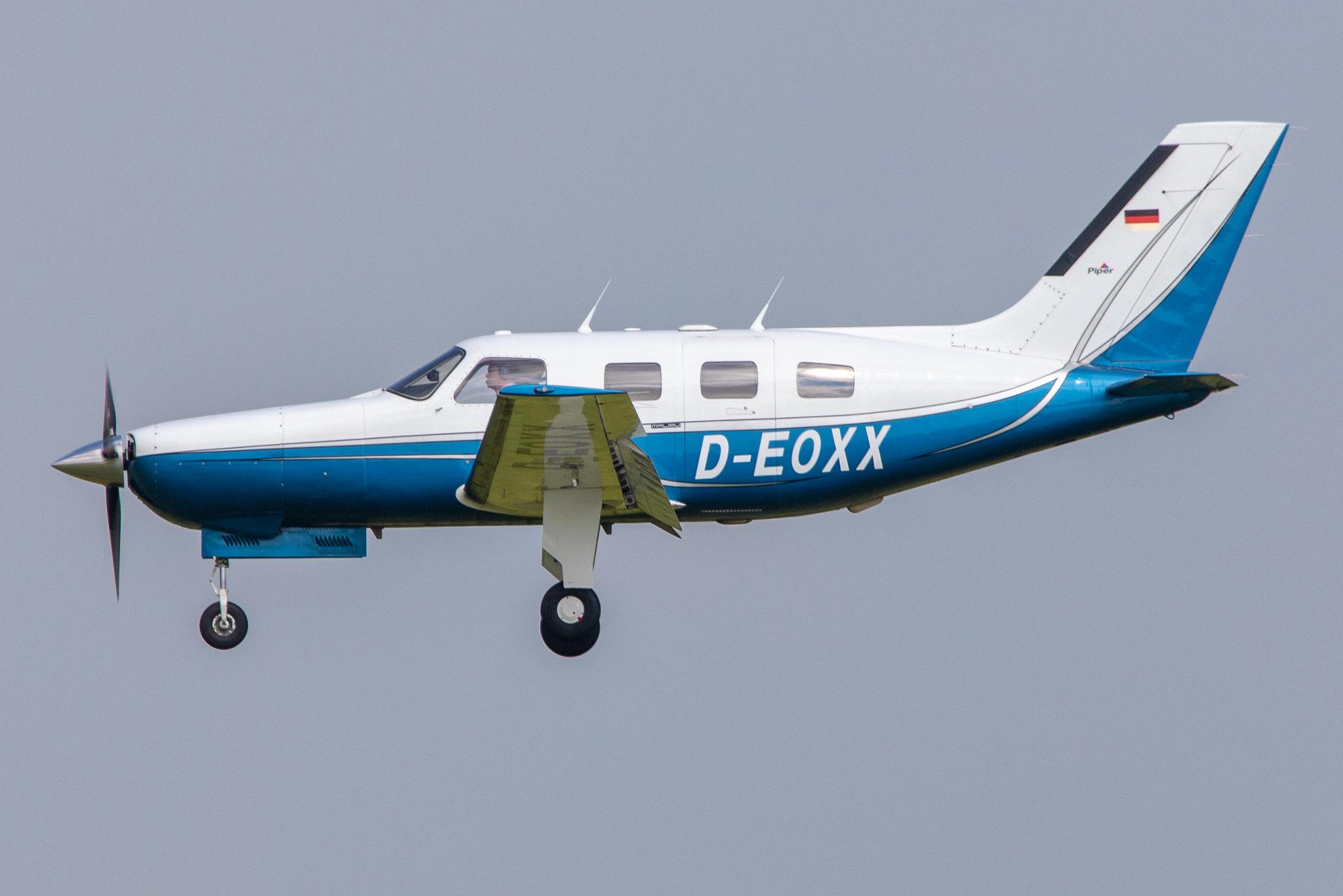 Hamburg Airport: Private Owner Piper PA-46-310P Malibu PA46 D-EOXX MSN 46-8408027