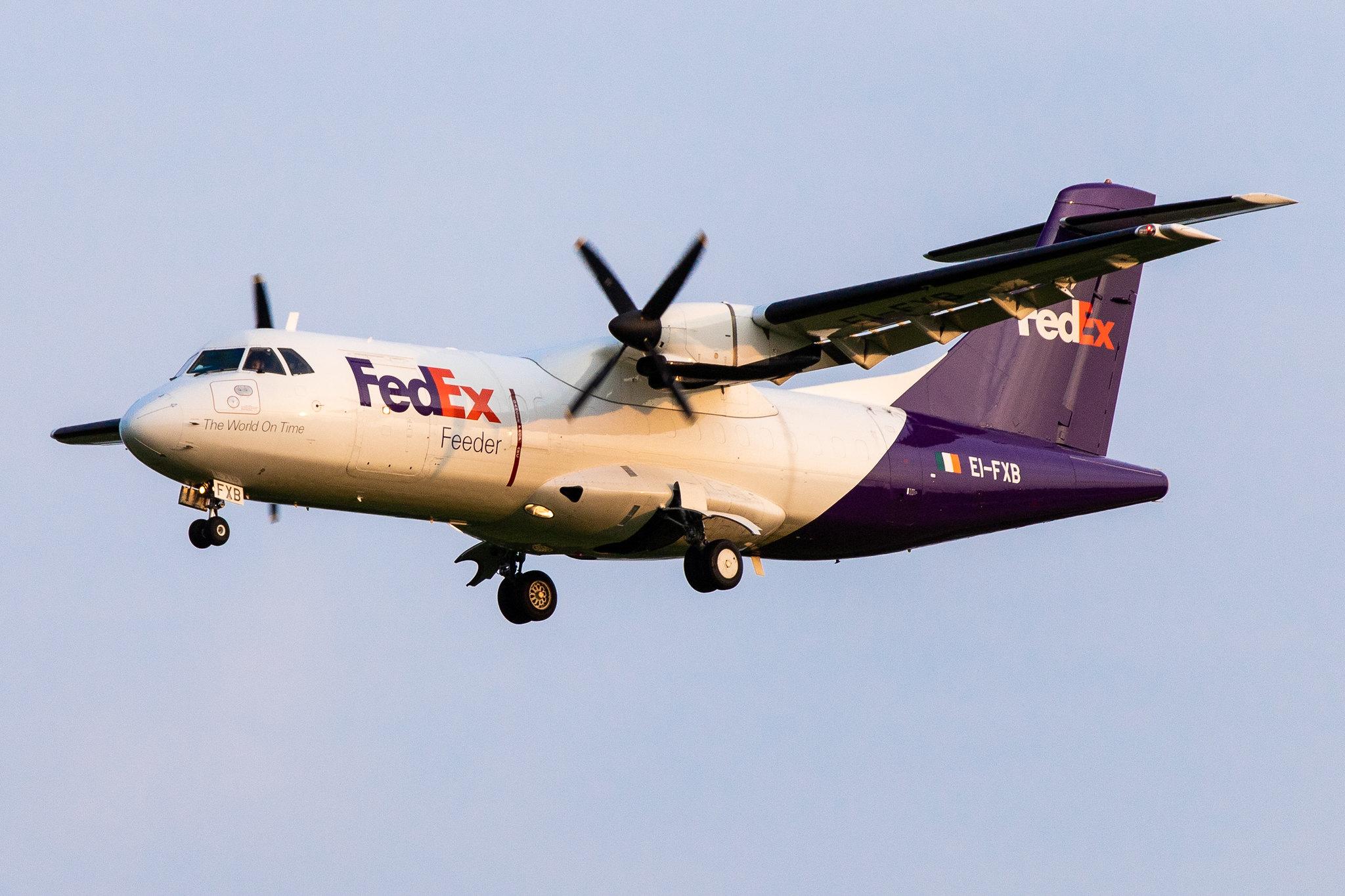 Hamburg Airport: FedEx (FX / FDX) | Operator: ASL Airlines Ireland |  ATR 42-300(F) AT43 | EI-FXB | MSN 0243