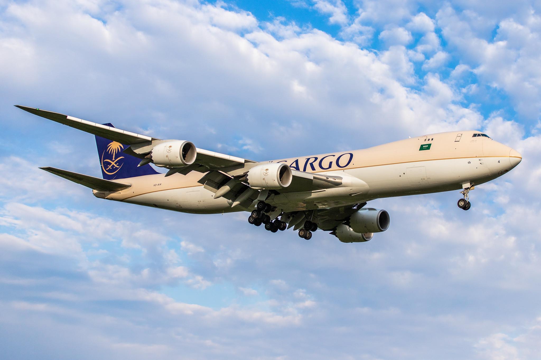Hamburg Airport: Saudia Cargo (SV / SVA) | Operator: Saudia |  Boeing 747-87U(F) B748 | HZ-AI4 | MSN 37563