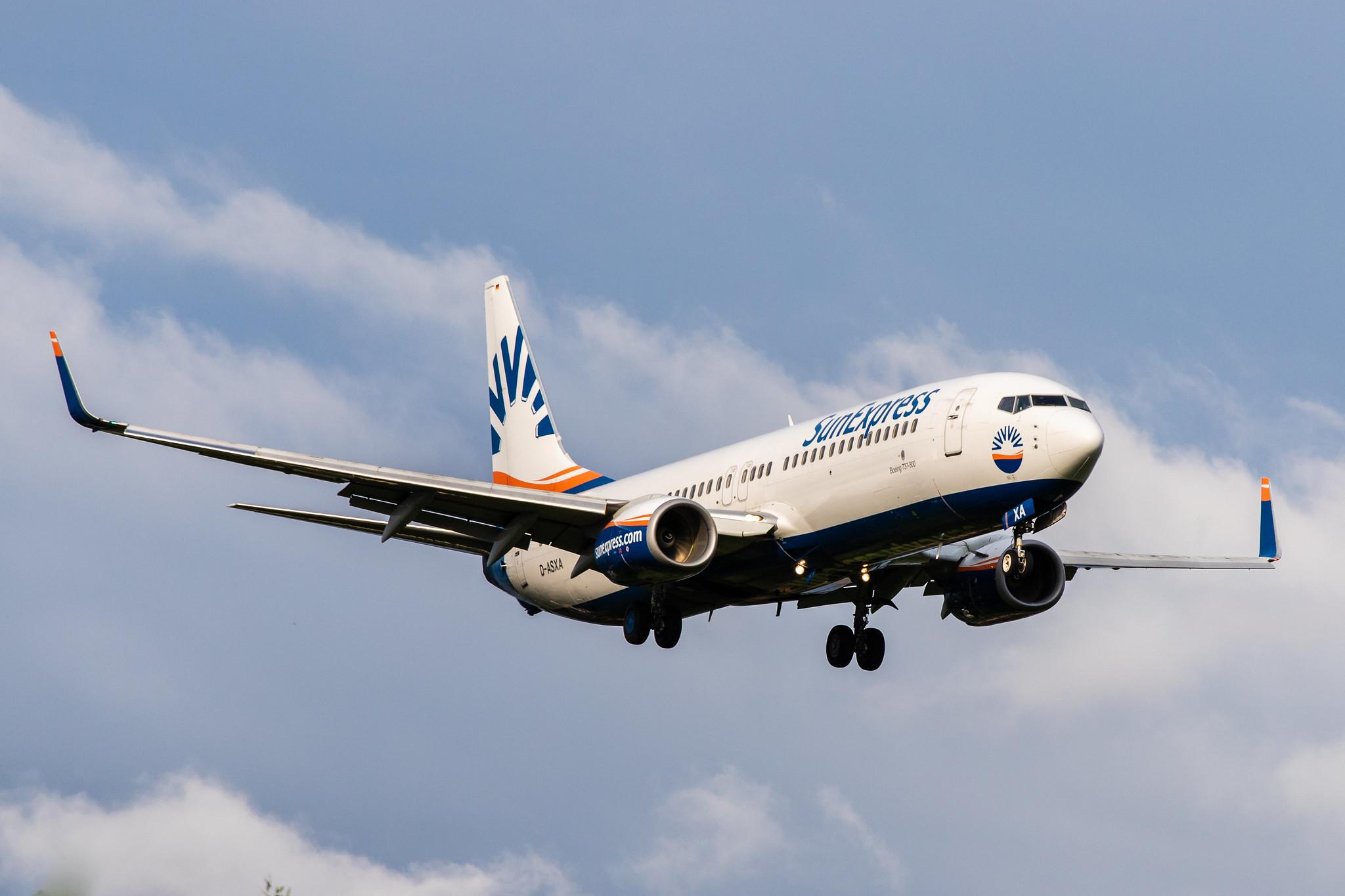 Hamburg Airport: SunExpress (XQ / SXS) | Operator: SunExpress Deutschland |  Boeing 737-8Z9 B738 | D-ASXA | MSN 28178