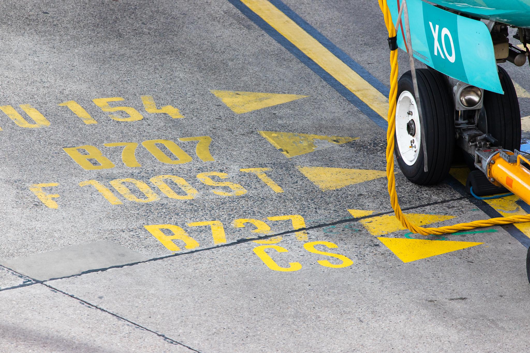 Flughafen Berlin Tegel (TXL): SunExpress (XQ / SXS) |  Livery: Istanbul Livery | Operator: SunExpress Deutschland |  Boeing 737-8HX B738 | D-ASXO | MSN 29649