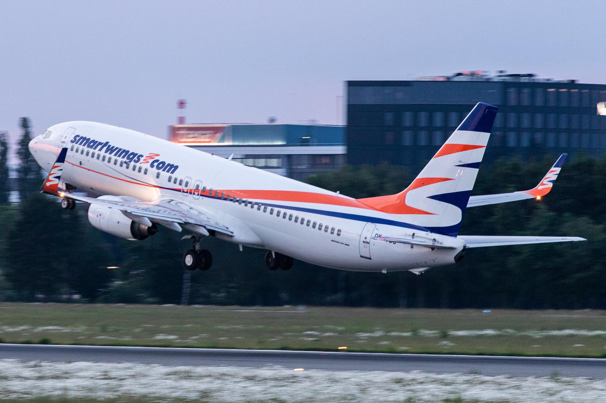 Hamburg Airport: Smartwings (QS / TVS) |  Boeing 737-8FZ B738 | OK-TSU | MSN 31717