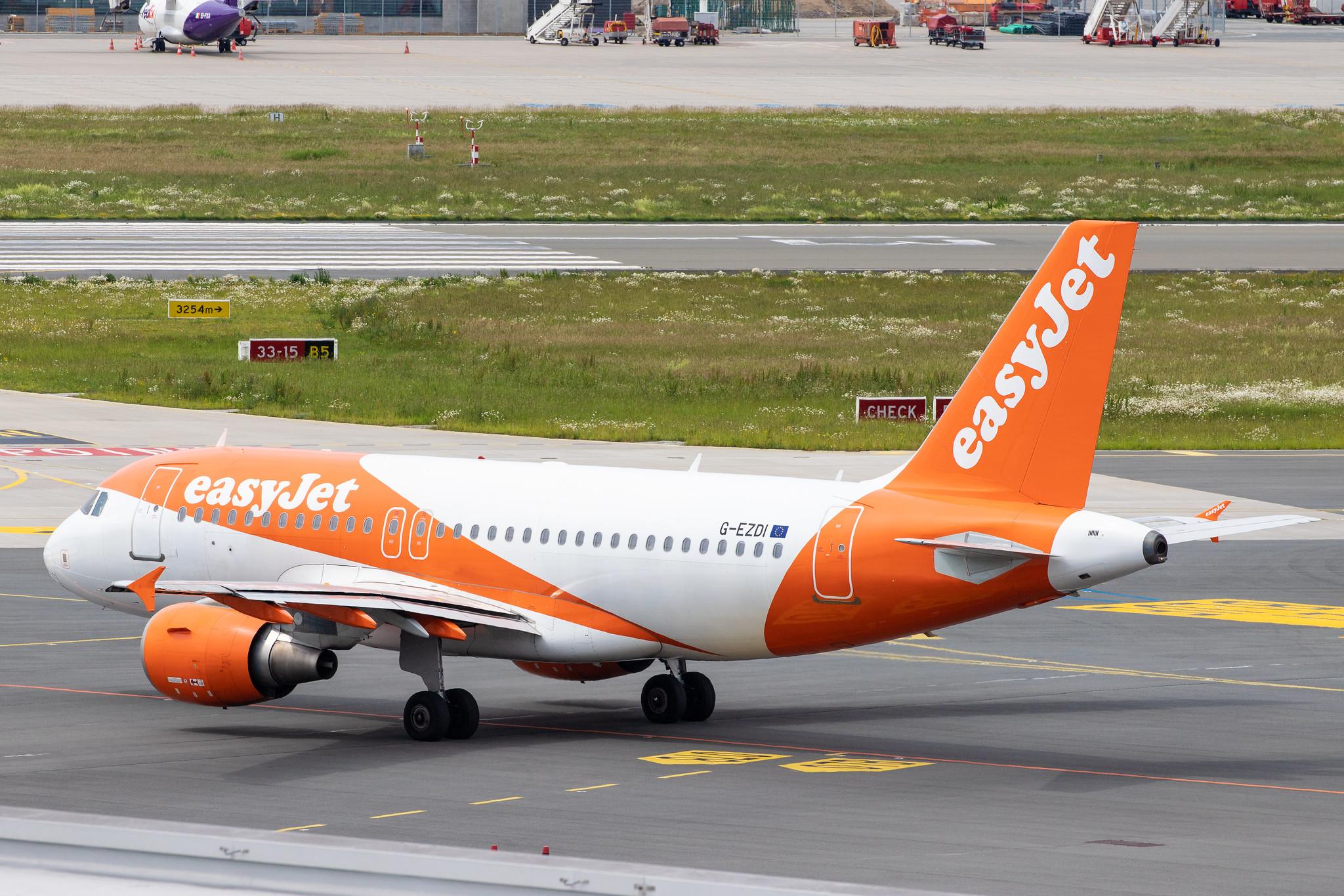 Hamburg Airport: easyJet (U2 / EZY) |  Airbus A319-111 A319 | G-EZDI | MSN 3537