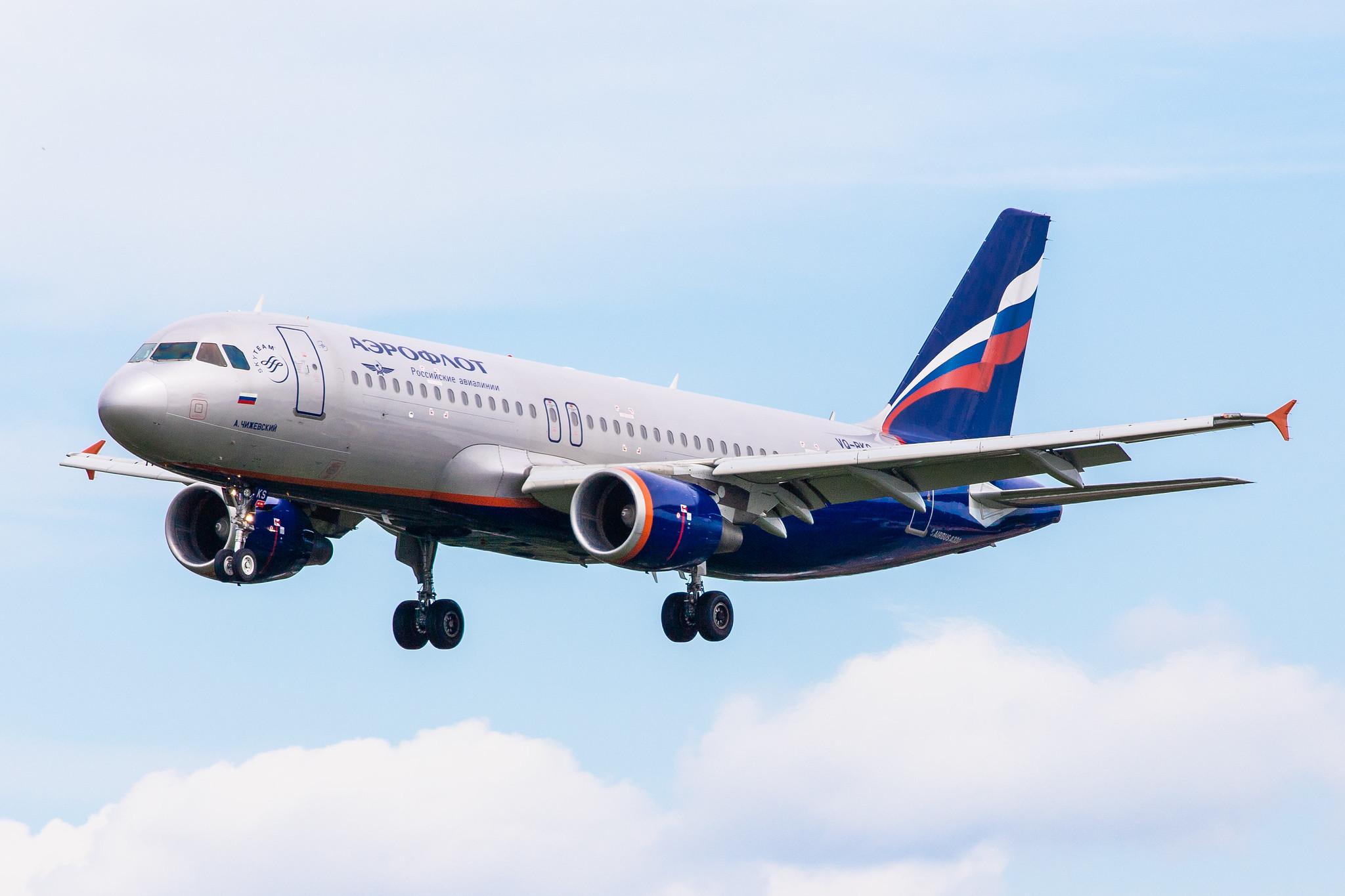 Hamburg Airport: Aeroflot (SU / AFL) |  Airbus A320-214 A320 | VQ-BKS | MSN 4692