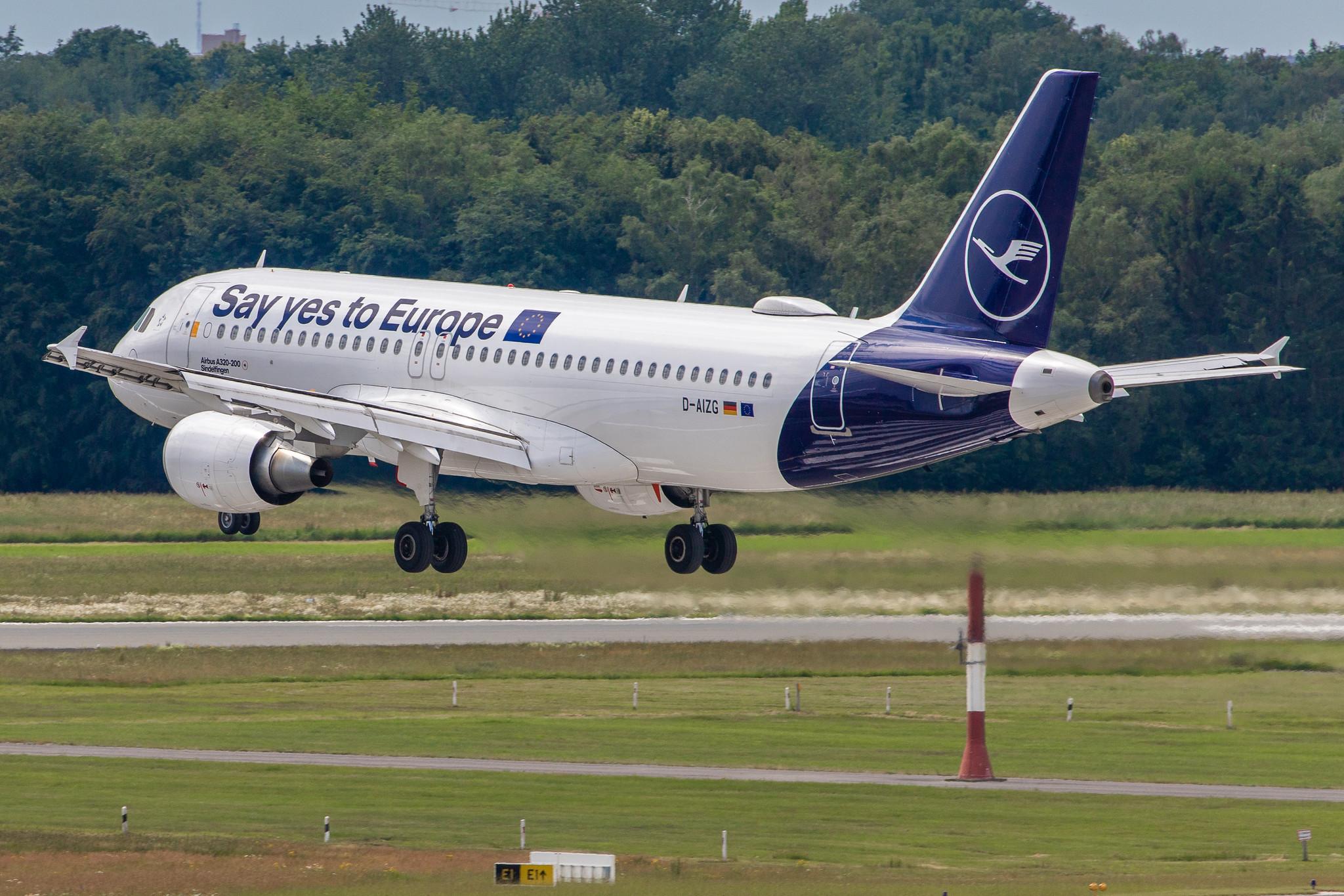 Hamburg Airport: Lufthansa (LH / DLH) | Livery: Say yes to Europe Livery | Airbus A320-214 A320 | D-AIZG | MSN 4324