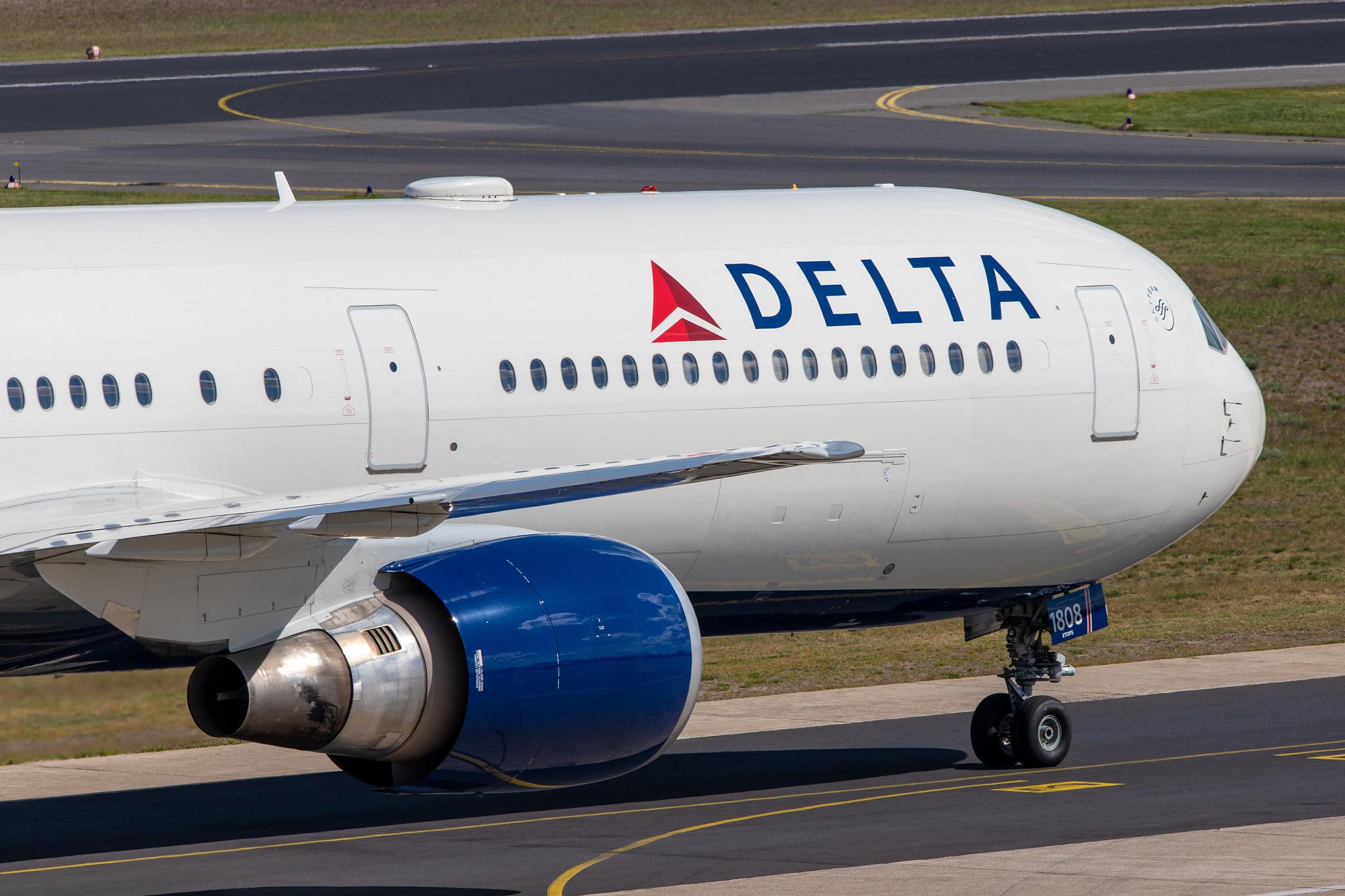 Flughafen Berlin Tegel (TXL): Delta Air Lines Boeing 767-432(ER) B764 N832MH MSN 29704
