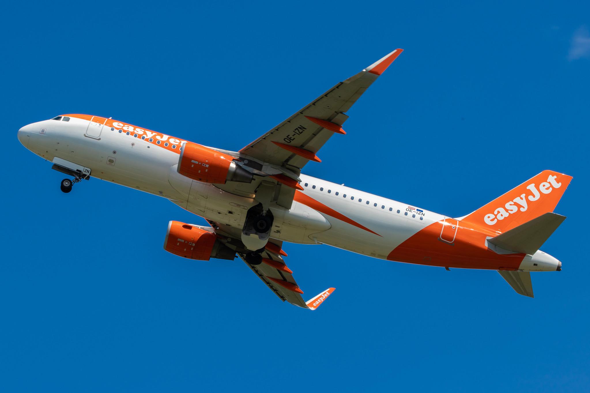 Hamburg Airport: easyJet (U2 / EZY) | Operator: easyJet Europe |  Airbus A320-214 A320 | OE-IZN | MSN 6966