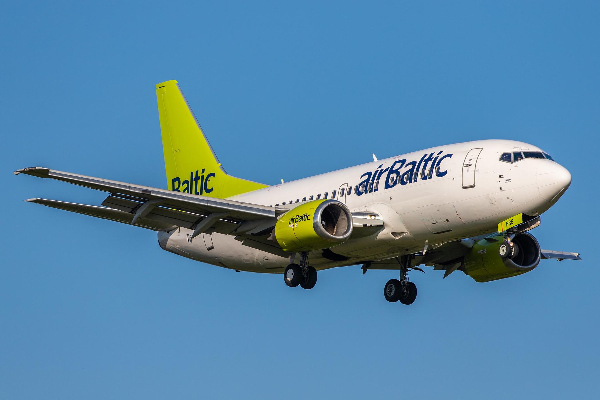 Hamburg Airport (HAM/EDDH): Air Baltic (BT / BTI) |  Boeing 737-53S B735 | YL-BBE | MSN 29073