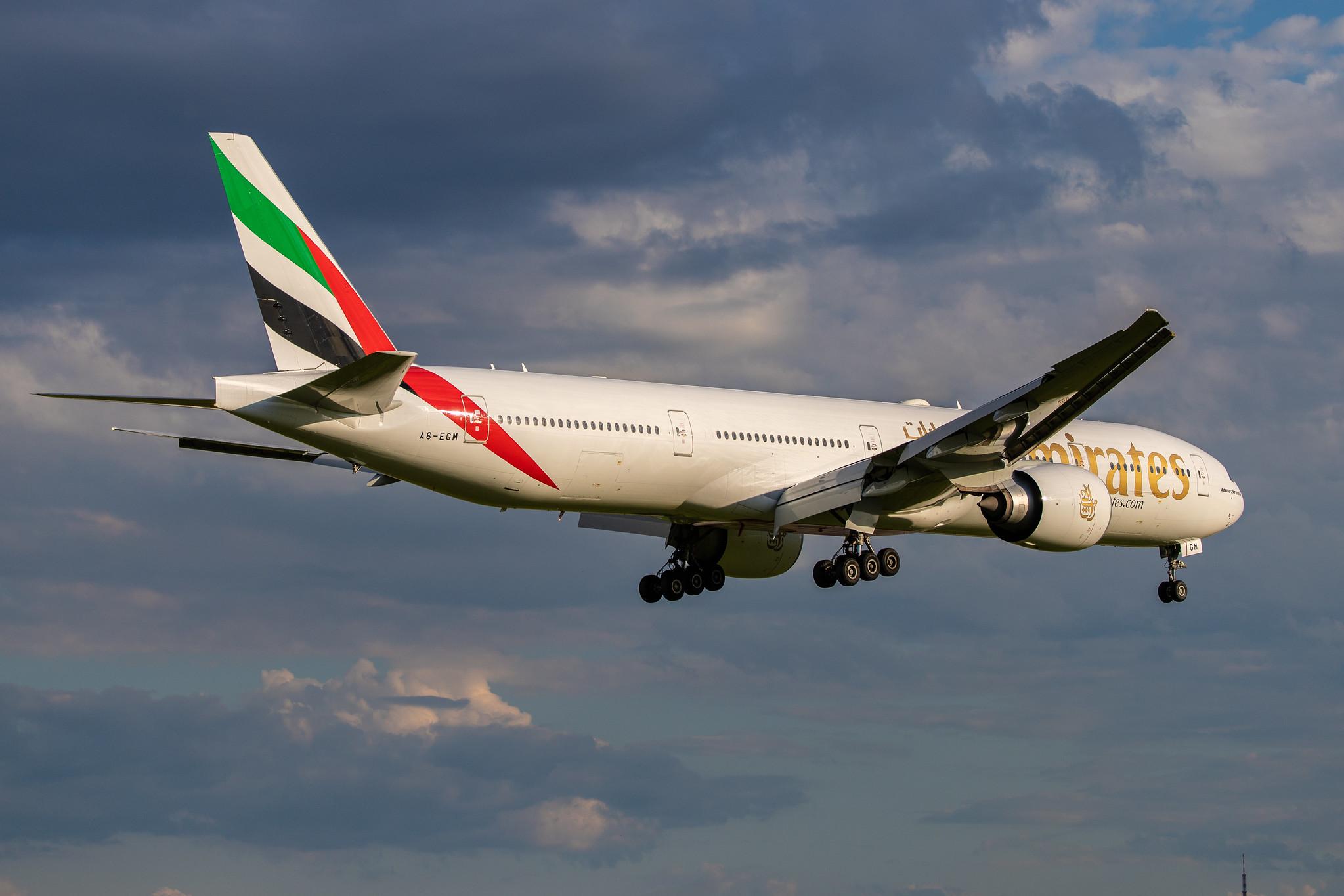 Hamburg Airport (HAM/EDDH): Emirates (EK / UAE) |  Boeing 777-31H(ER) B77W | A6-EGM | MSN 41073
