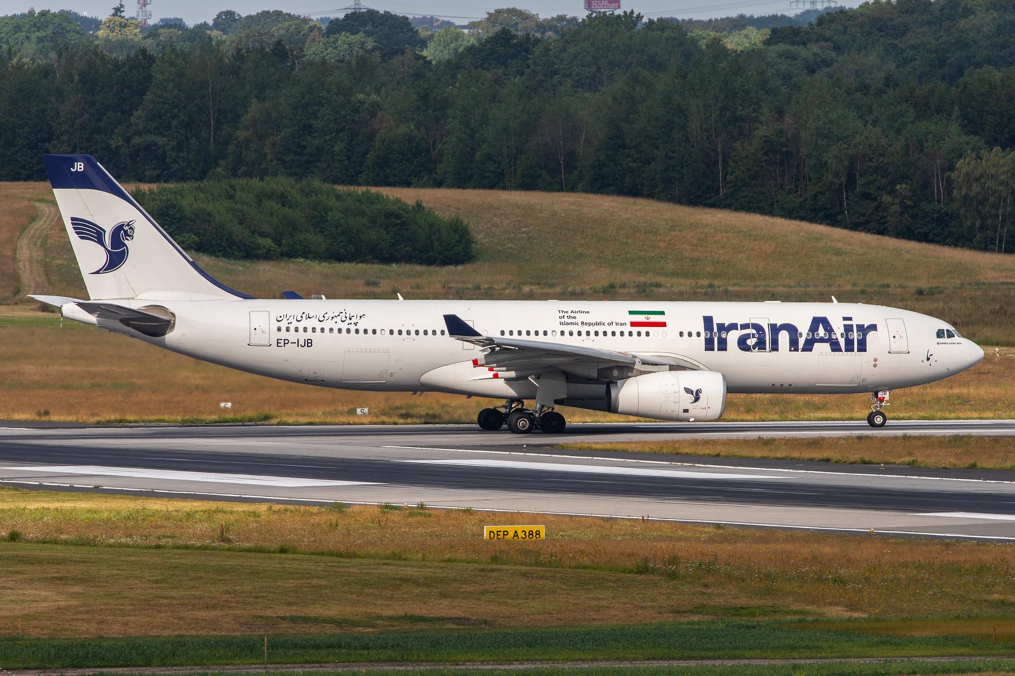 Hamburg Airport: Iran Air (IR / IRA) |  Airbus A330-243 A332 | EP-IJB | MSN 1586