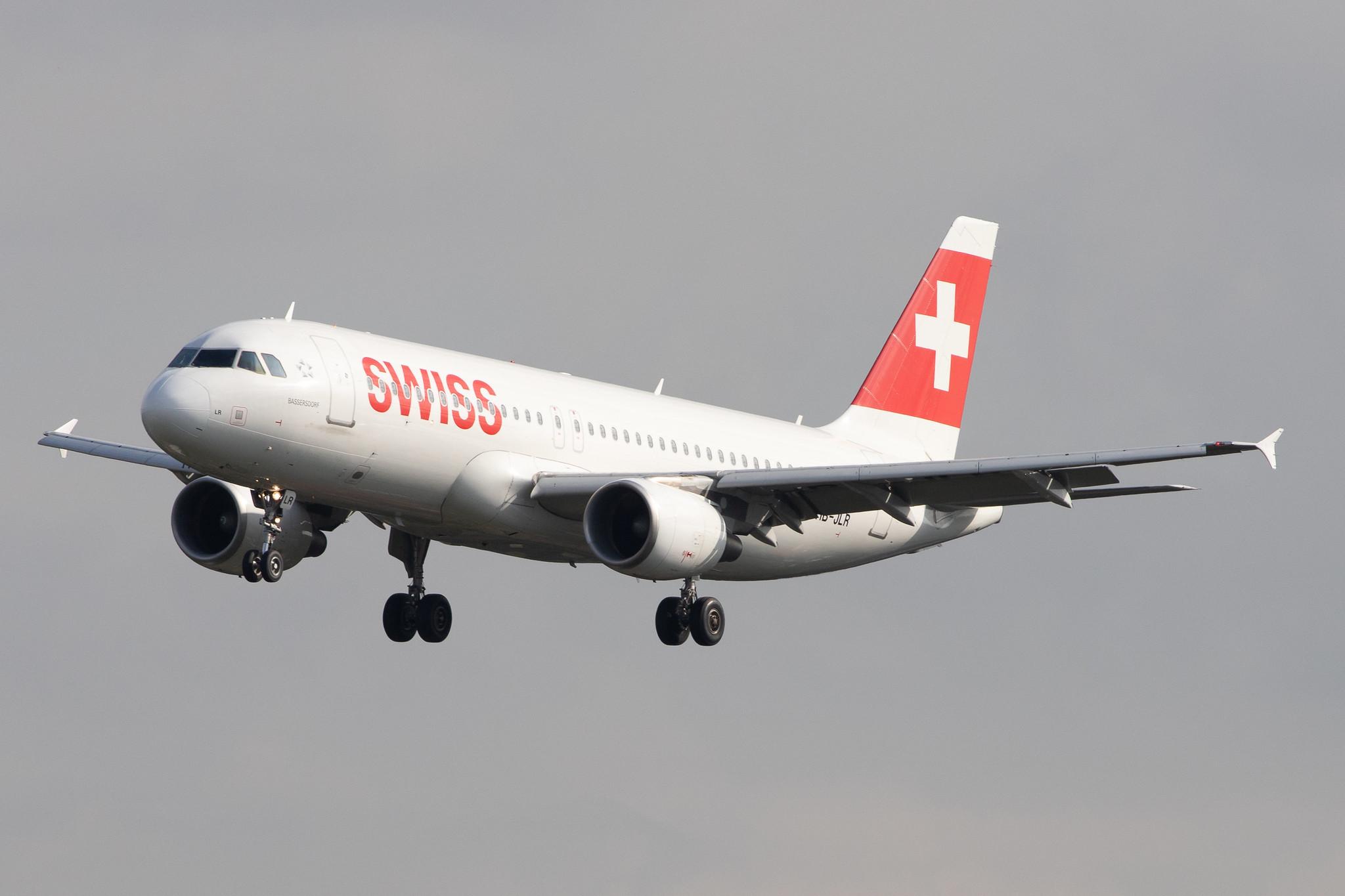 Hamburg Airport: Swiss (LX / SWR) |  Airbus A320-214 A320 | HB-JLR | MSN 5037
