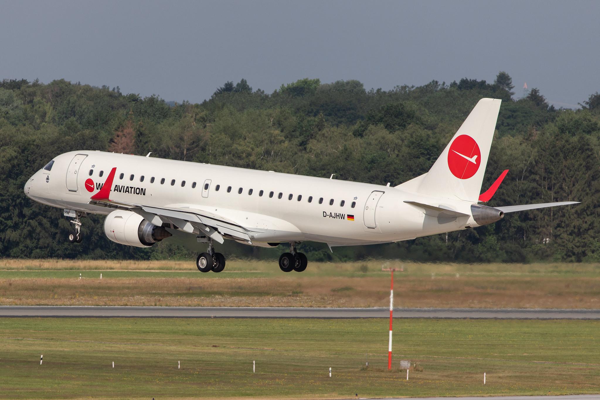 Hamburg Airport: WDL Aviation (WH / WDL) |  Embraer E190LR E190 | D-AJHW | MSN 19000061