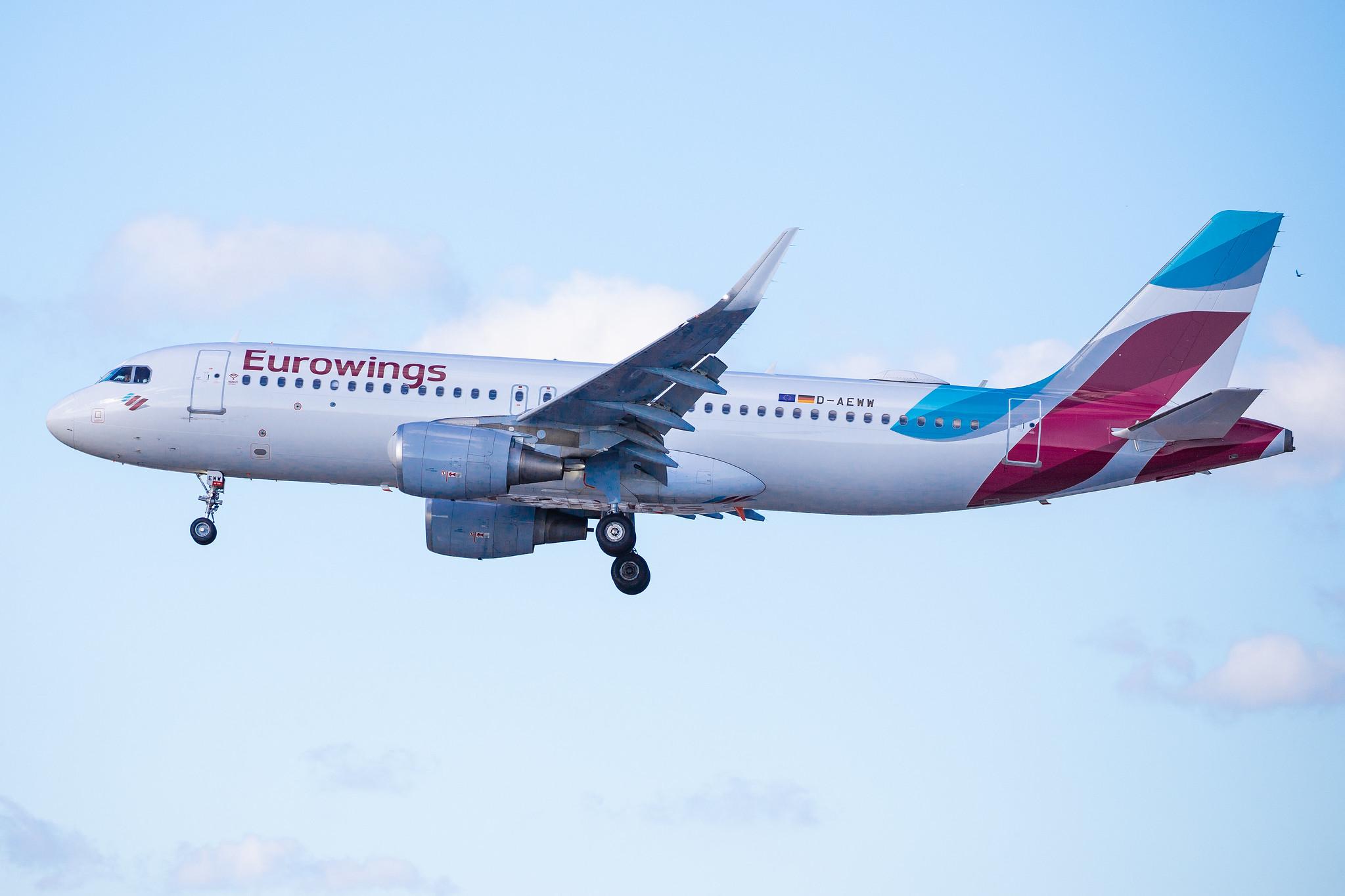 Hamburg Airport: Eurowings (EW / EWG) |  Airbus A320-214 A320 | D-AEWW | MSN 7615