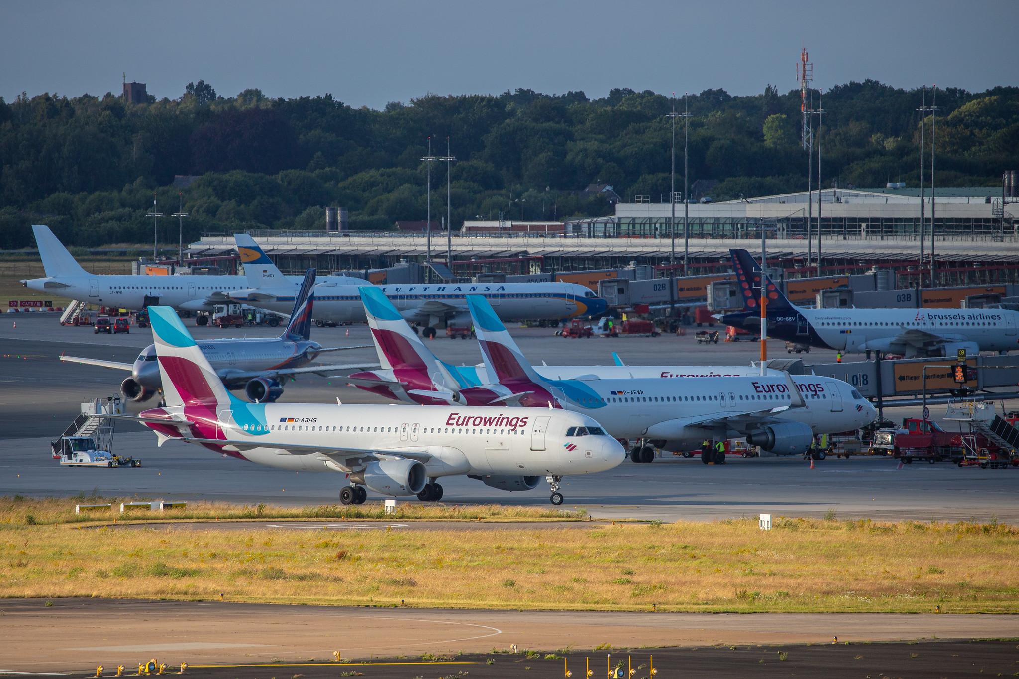 Hamburg Airport: Eurowings (EW / EWG) |  Airbus A320-214 A320 | D-ABHG | MSN 2867