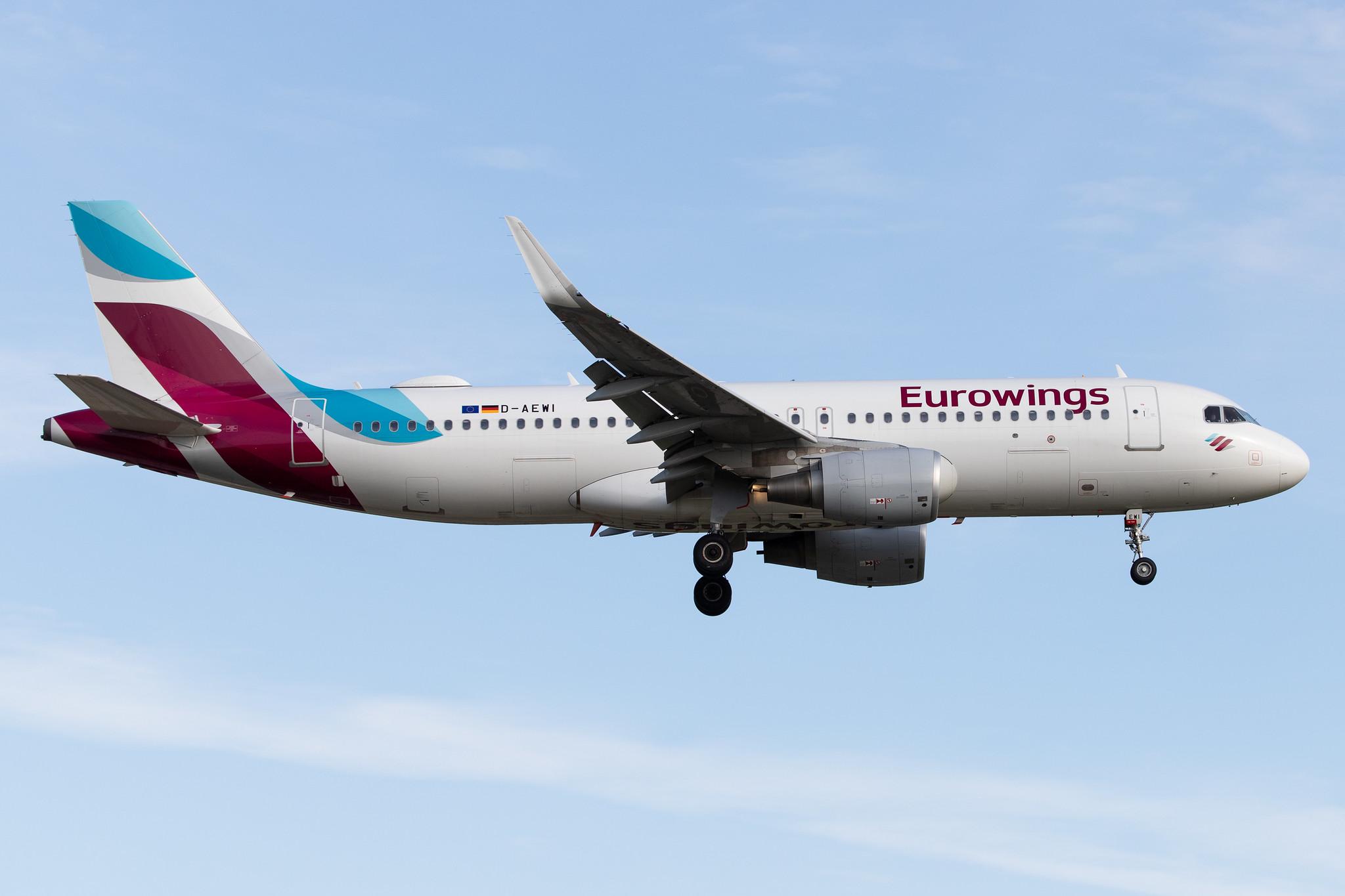 Hamburg Airport: Eurowings (EW / EWG) |  Airbus A320-214 A320 | D-AEWI | MSN 7210