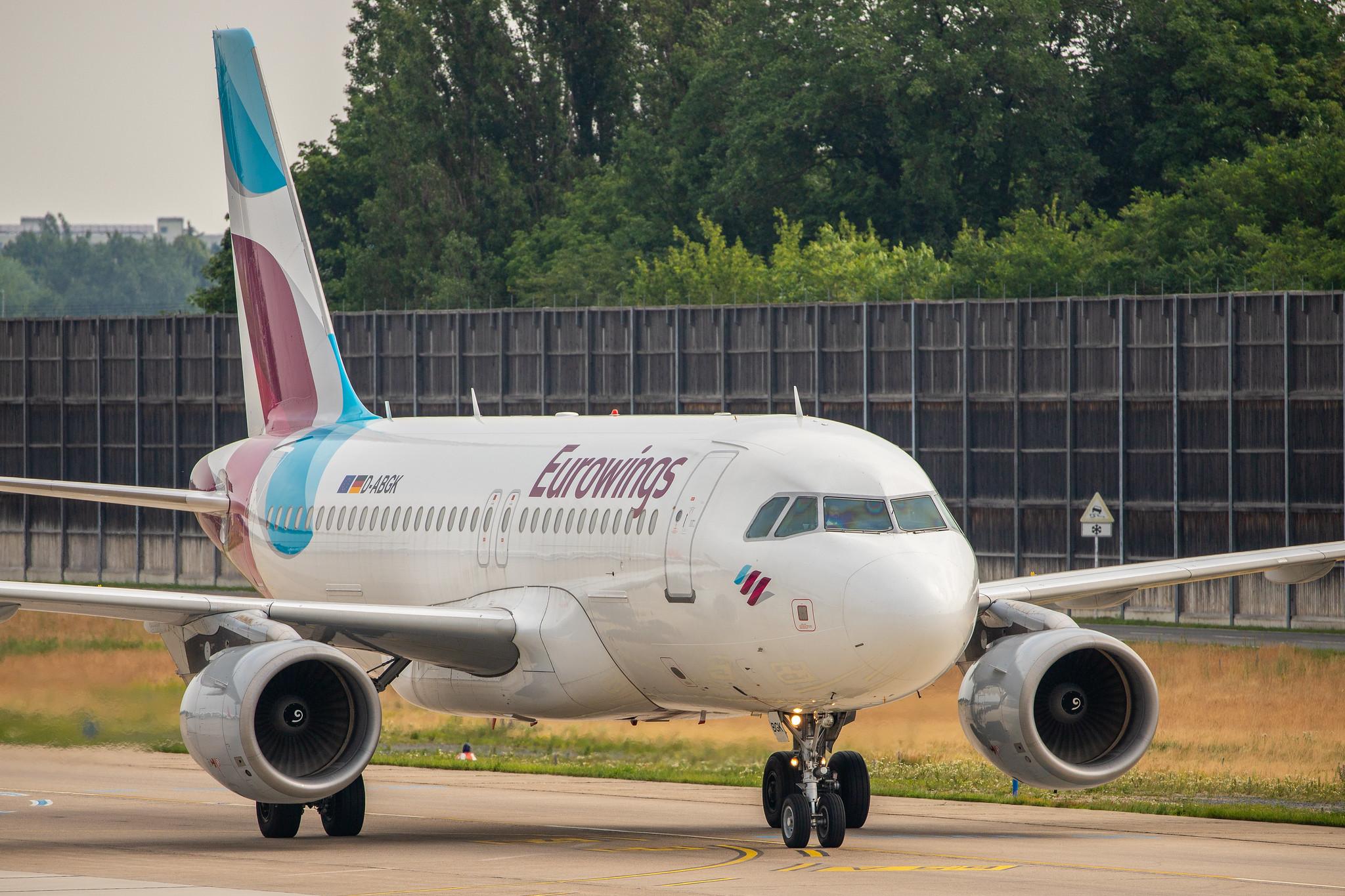 Flughafen Berlin Tegel (TXL): Eurowings Airbus A319-112 A319 operated by Germanwings D-ABGK MSN 3447