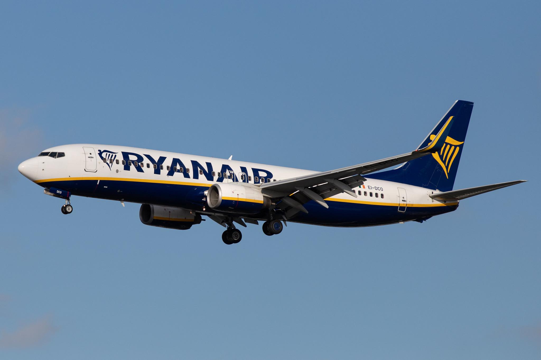 Hamburg Airport: Ryanair (FR / RYR) |  Boeing 737-8AS B738 | EI-DCO | MSN 33809