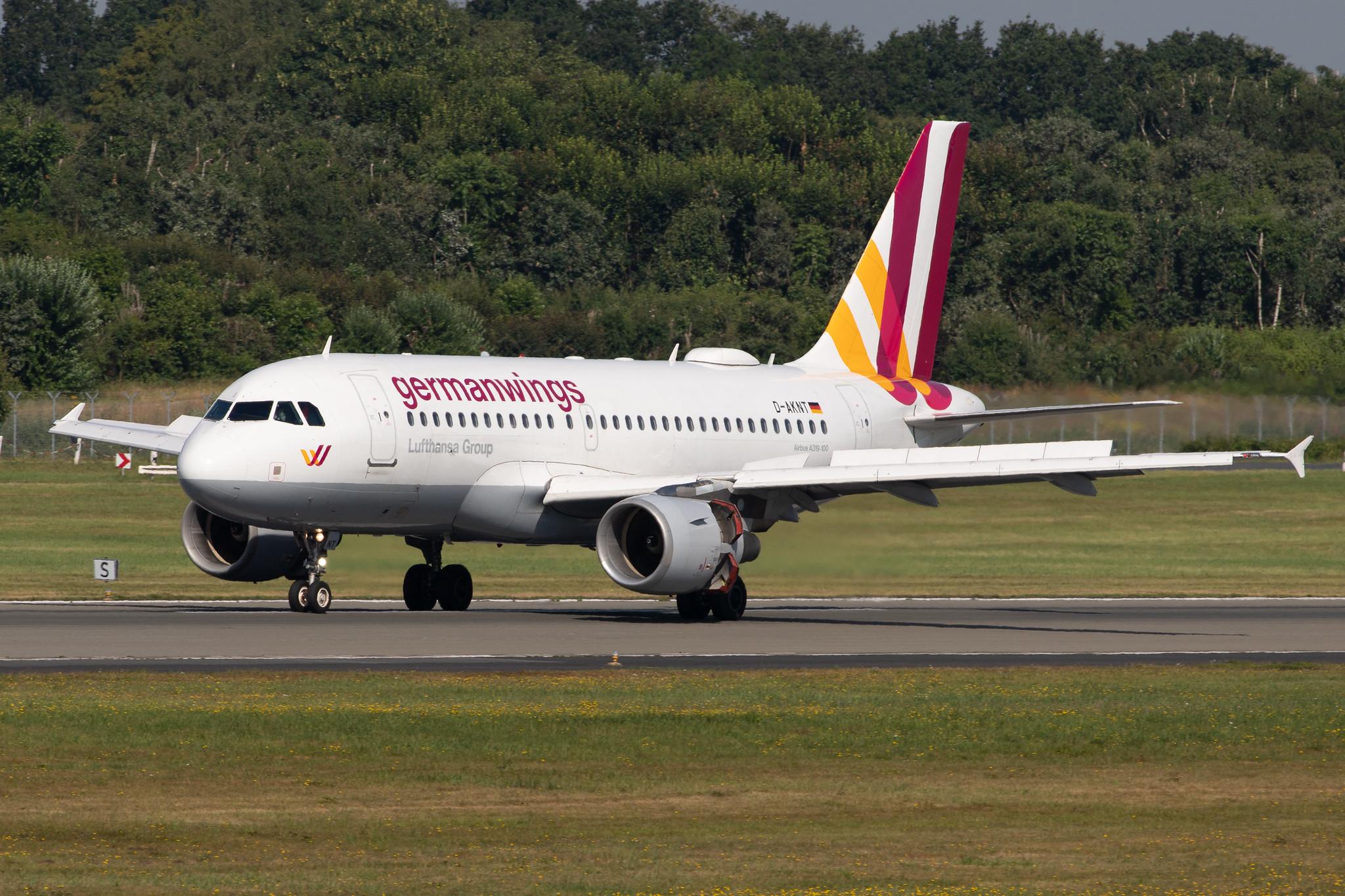 Hamburg Airport: Eurowings (EW / EWG) | Operator: Germanwings | Airbus A319-112 A319 | D-AKNT | MSN 2607