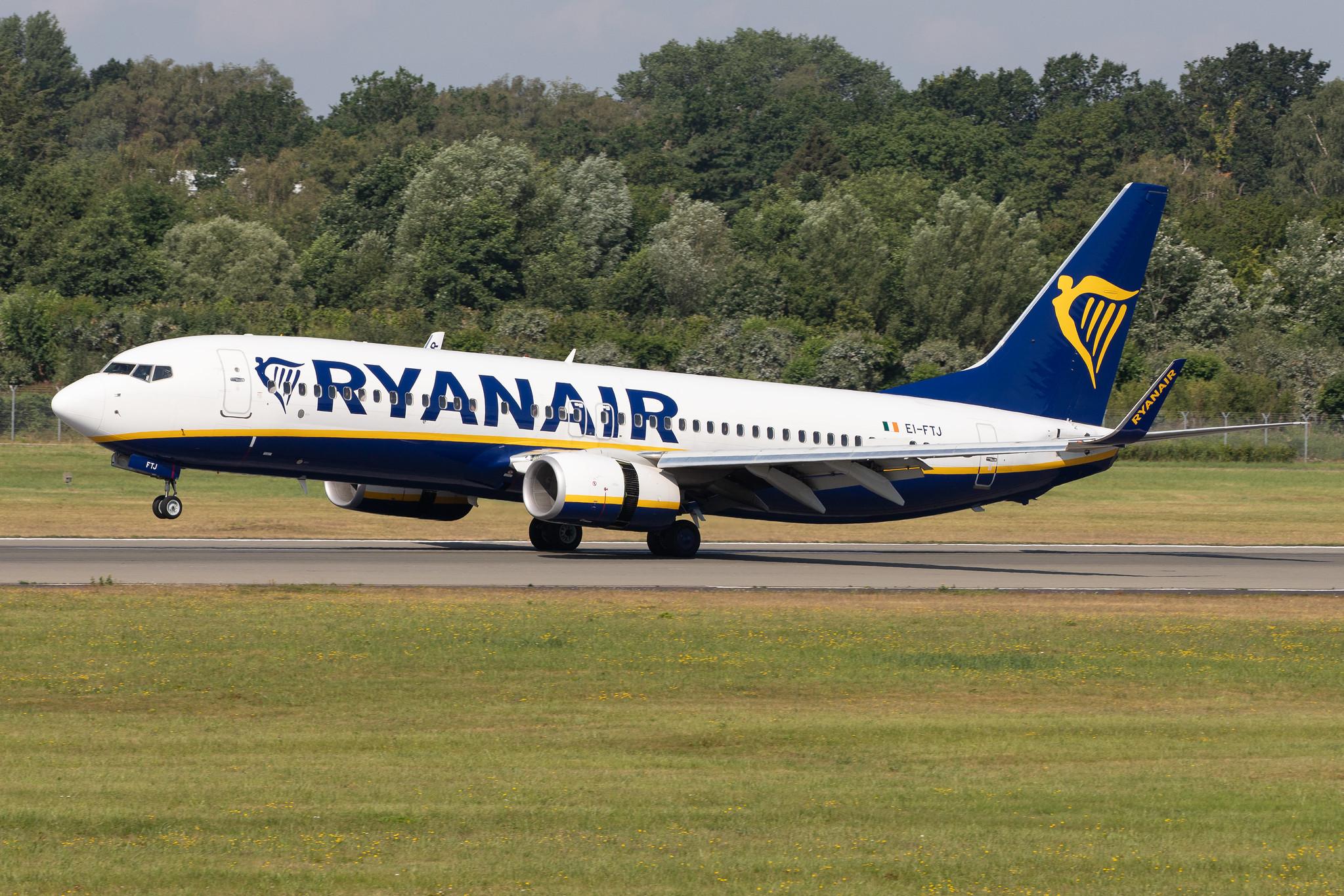 Hamburg Airport: Ryanair (FR / RYR) |  Boeing 737-8AS B738 | EI-FTJ | MSN 44760