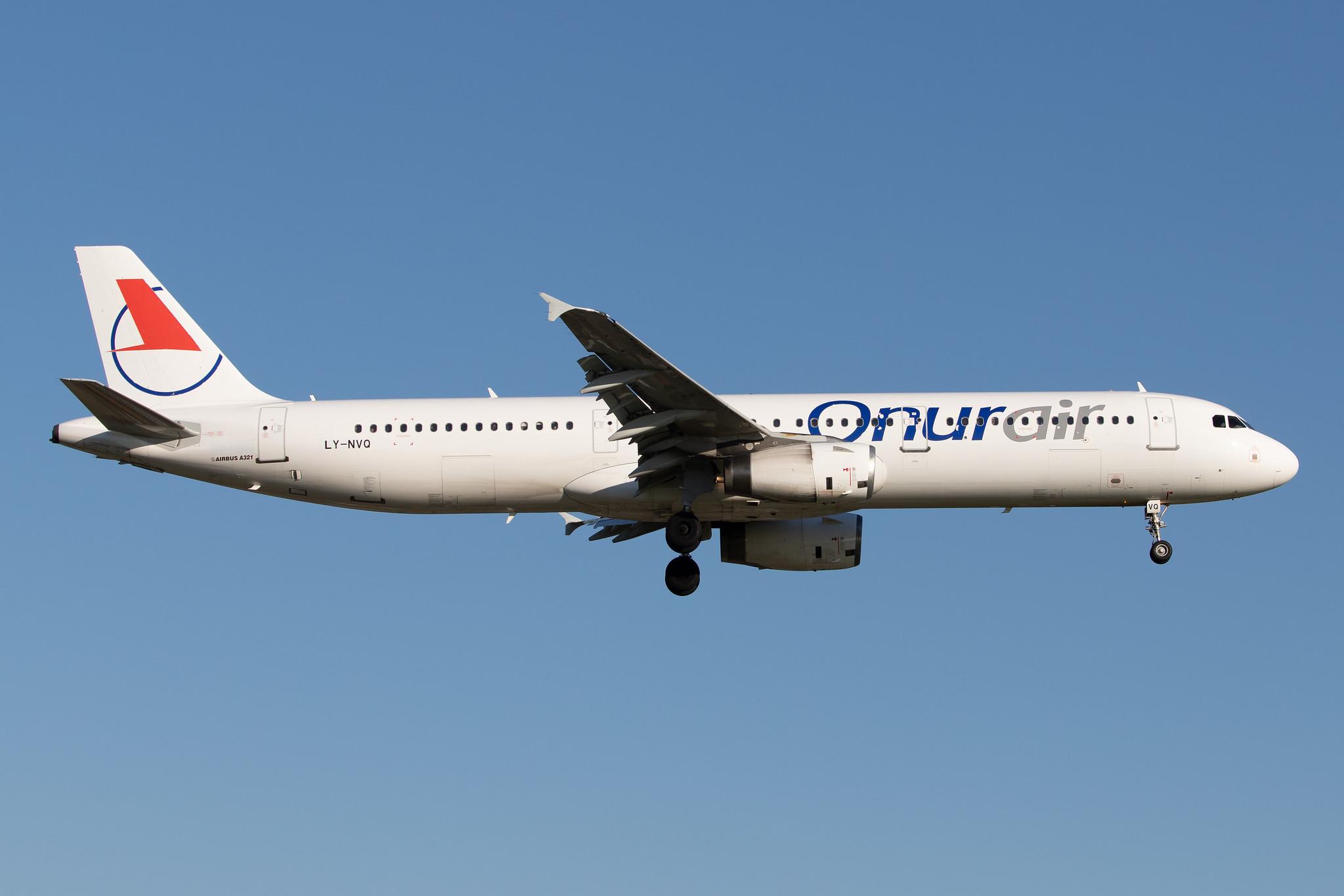 Hamburg Airport: Onur Air (8Q / OHY) | Operator: Avion Express |  Airbus A321-231 A321 | LY-NVQ | MSN 1946