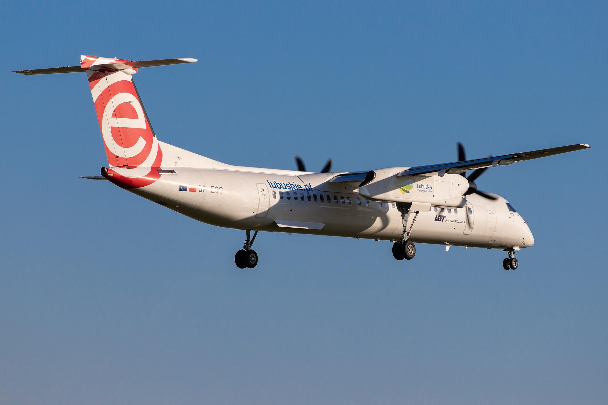 Hamburg Airport: LOT (LO / LOT) |  De Havilland Canada Dash 8-400 DH8D | SP-EQG | MSN 4423