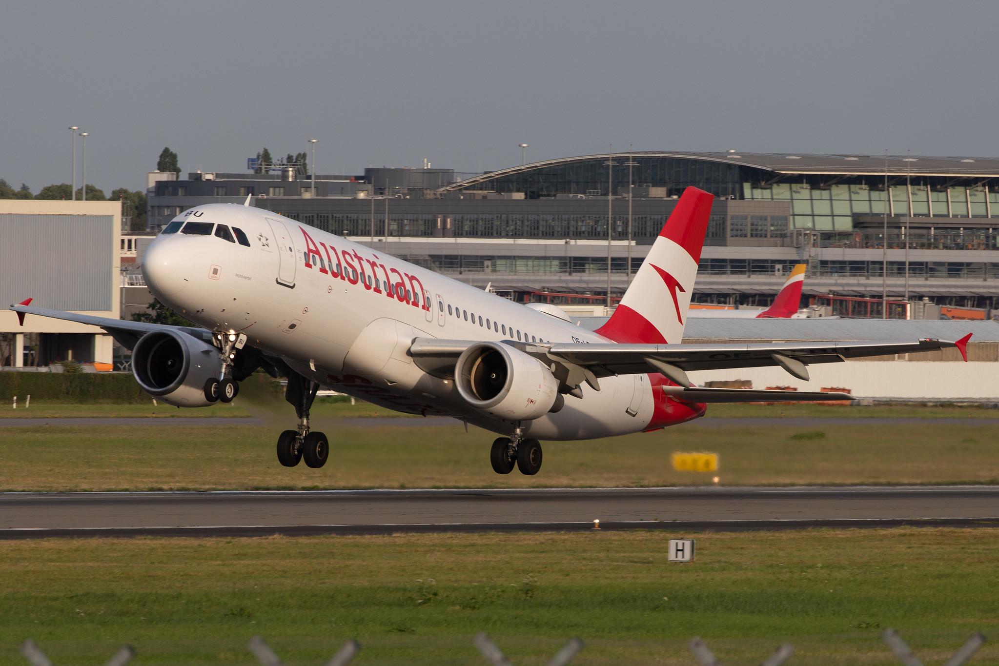 Hamburg Airport: Austrian Airlines (OS / AUA) | Airbus A320-214 A320 | OE-LBU | MSN 1478