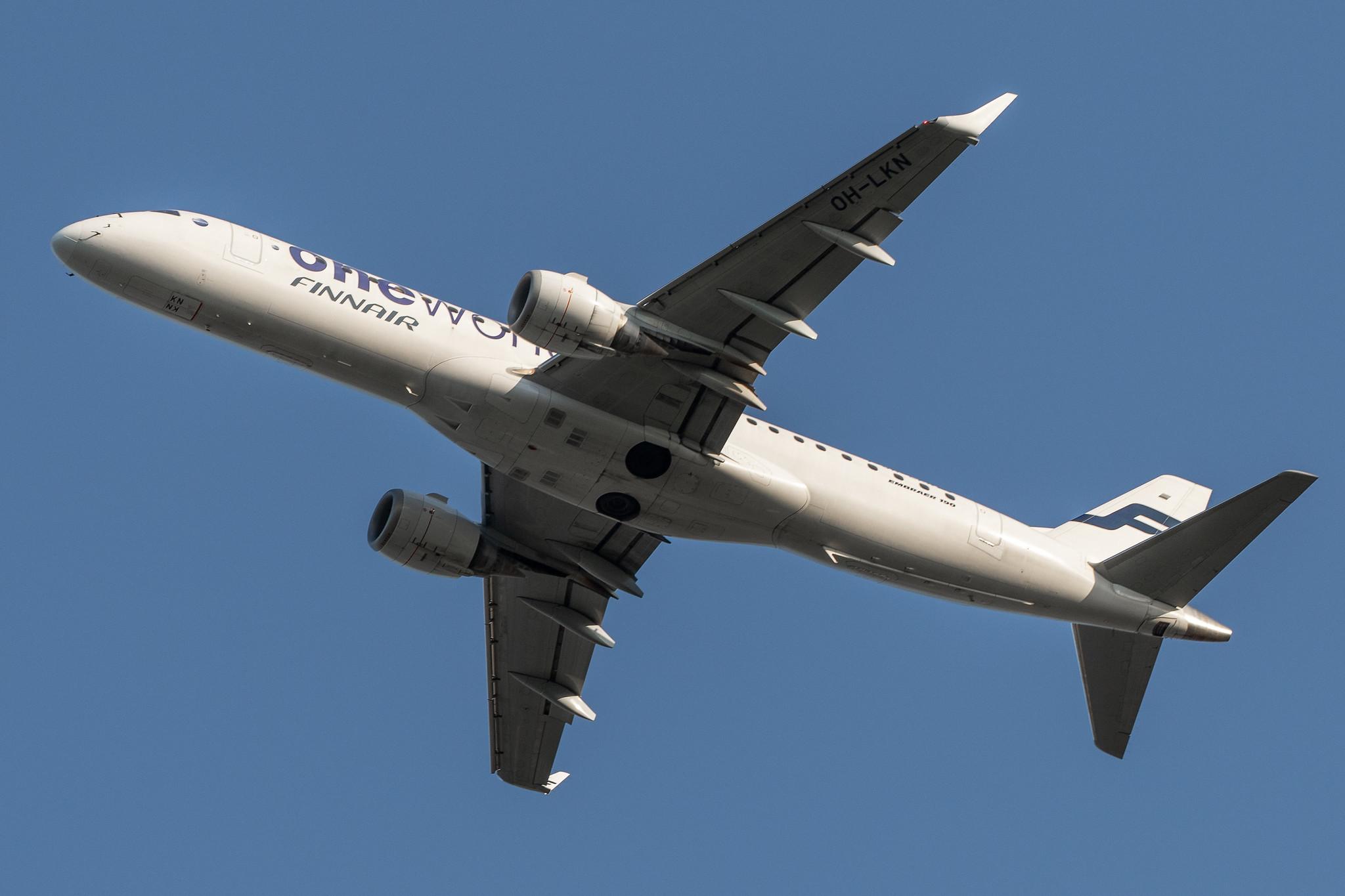 Hamburg Airport: Finnair (AY / FIN) |  Livery: Oneworld livery | Operator: NORRA |  Embraer ERJ-190LR E190 | OH-LKN | MSN 19000252