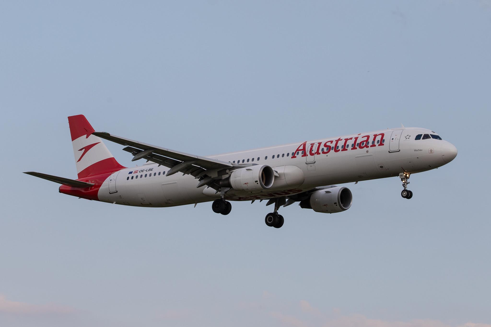 Hamburg Airport: Austrian Airlines (OS / AUA) |  Airbus A321-211 A321 | OE-LBE | MSN 0935