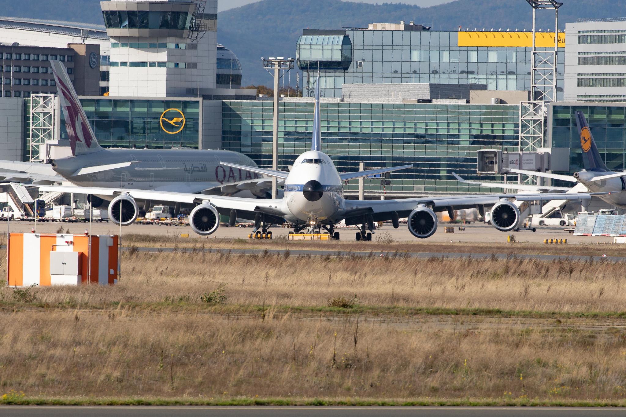 Frankfurt Airport: Lufthansa (LH / DLH) |  Livery: Retro Livery |  Boeing 747-830 B748 | D-ABYT | MSN 37844