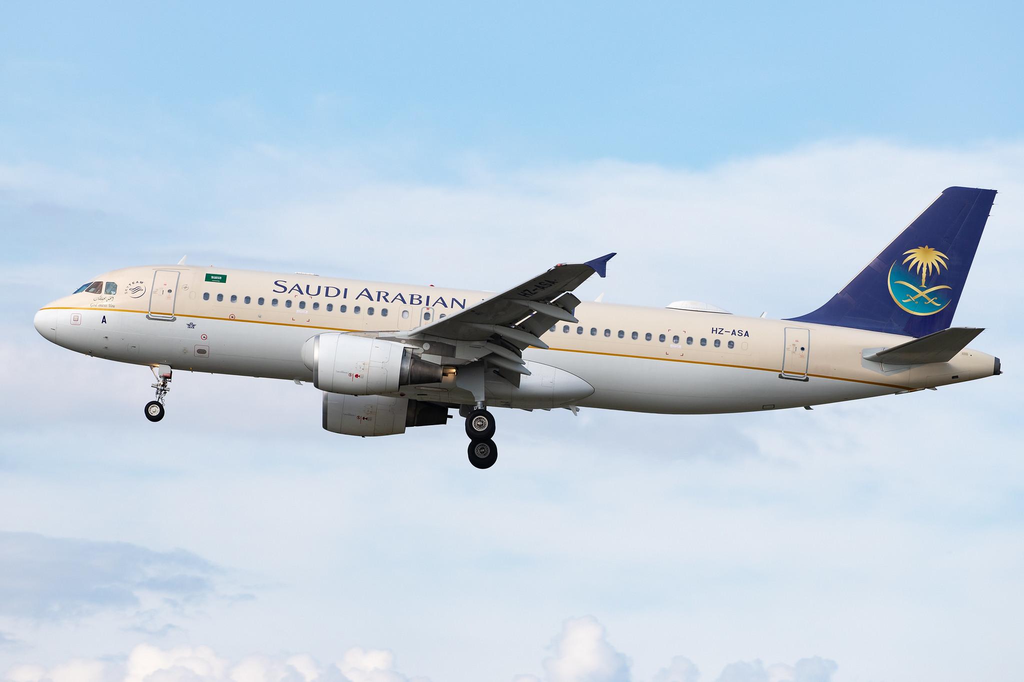 Frankfurt Airport: Saudia (SV / SVA) | Operator: Saudi Arabian Airlines |  Airbus A320-214 A320 | HZ-ASA | MSN 4081
