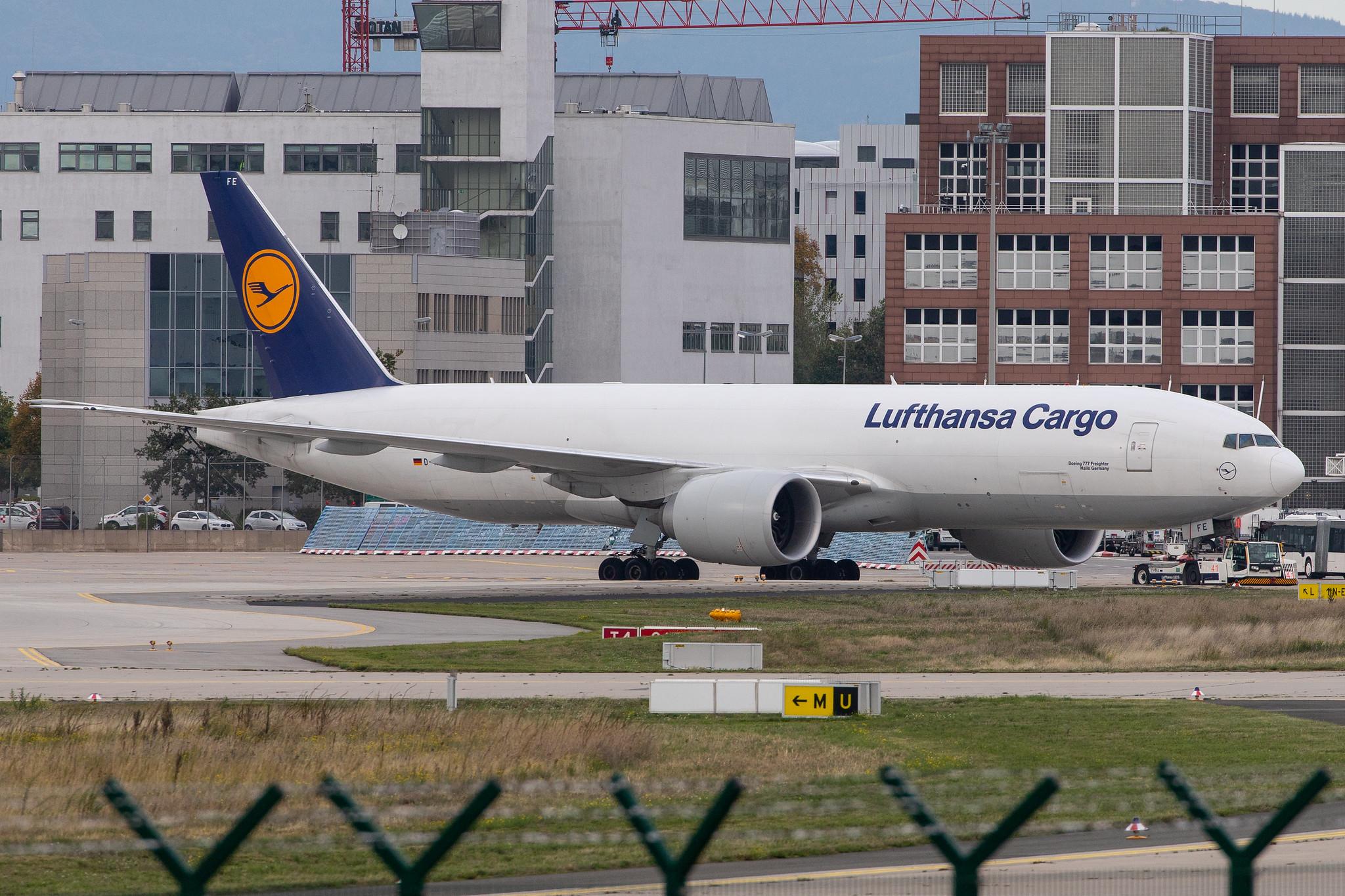Frankfurt Airport: Lufthansa Cargo (/ GEC) |  Boeing 777-FBT B77L | D-ALFE | MSN 41678