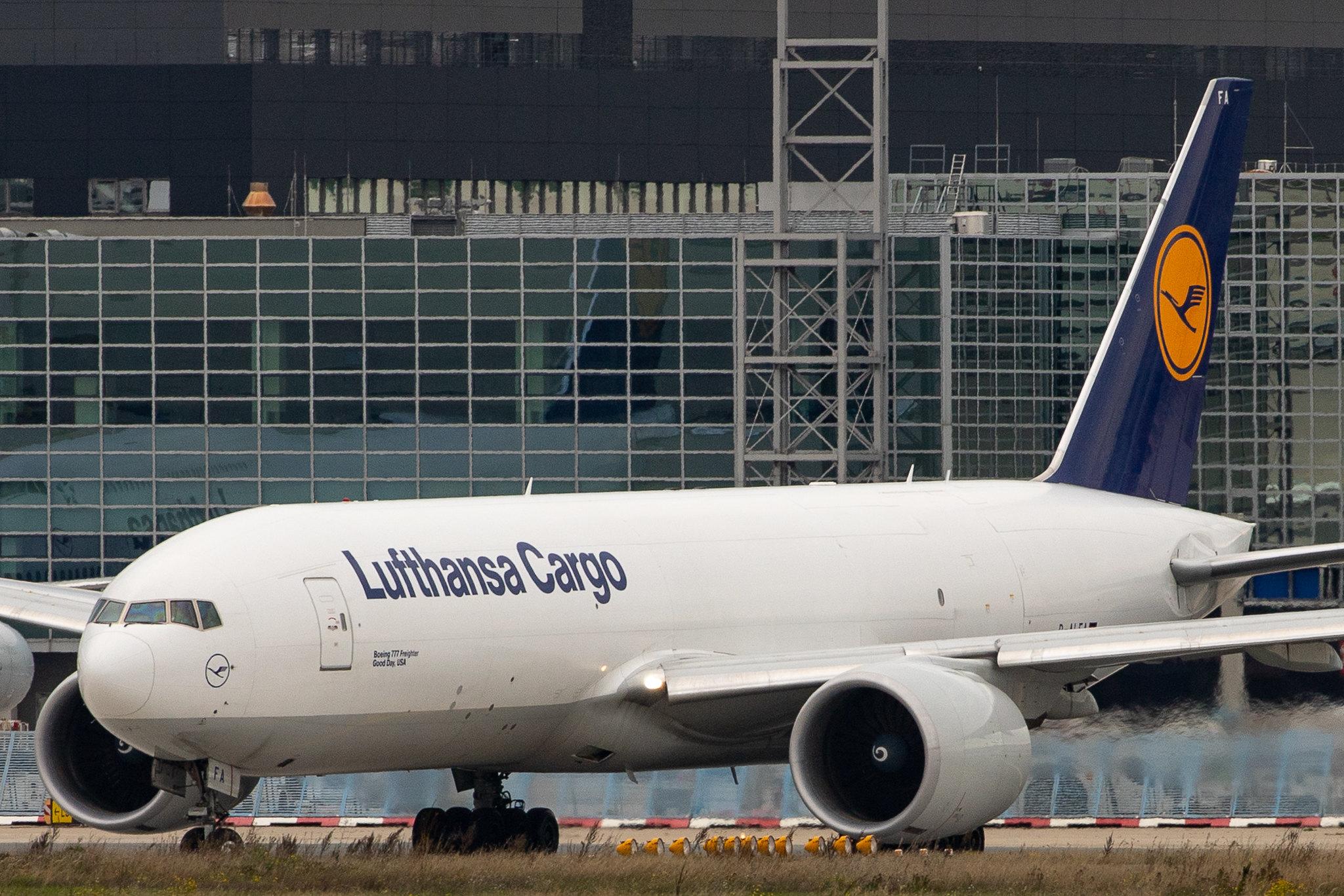 Frankfurt Airport: Lufthansa Cargo (/ GEC) |  Boeing 777-FBT B77L | D-ALFA | MSN 41674