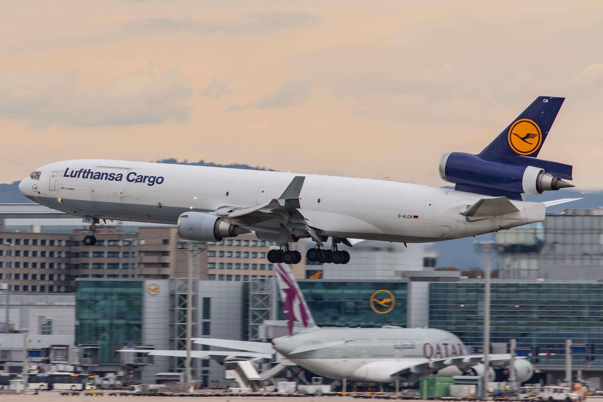 Frankfurt Airport: Lufthansa Cargo (/ GEC) |  McDonnell Douglas MD-11F MD11 | D-ALCN | MSN 48806