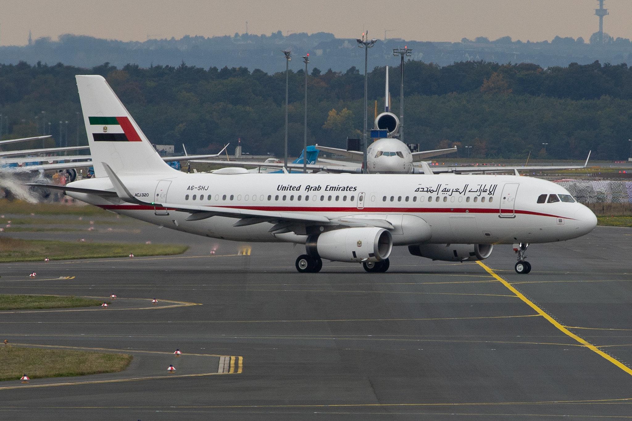 Frankfurt Airport: Sharjah Ruler  |  Airbus A320-232(CJ) A320 | A6-SHJ | MSN 6659