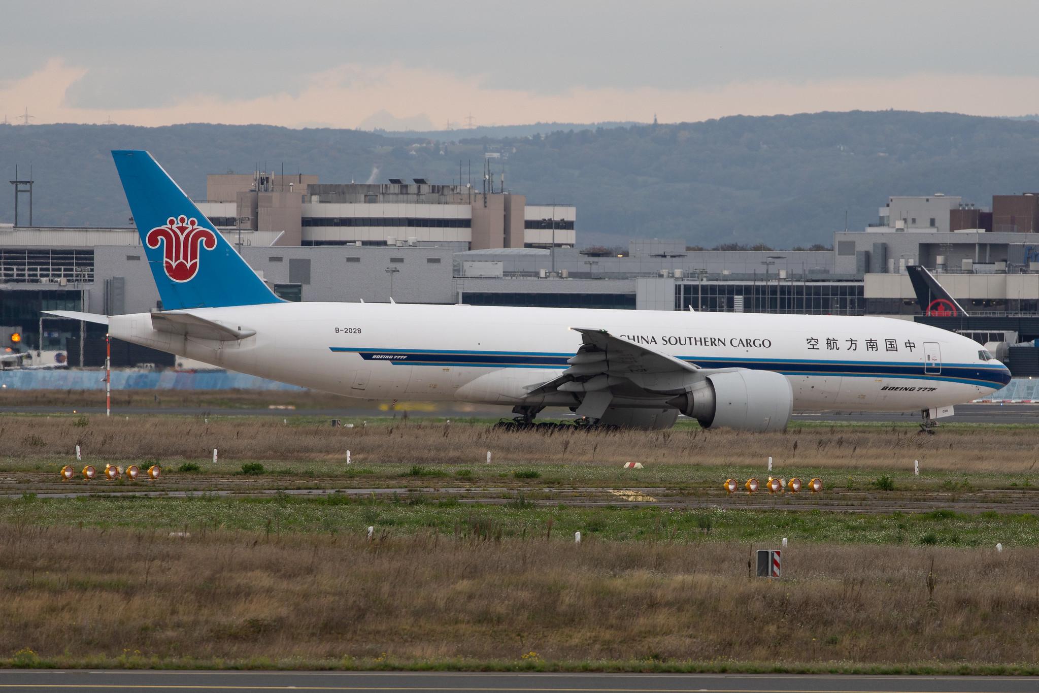 Frankfurt Airport: China Southern Cargo (CZ / CSN) | Operator: China Southern Airlines |  Boeing 777-F1B B77L | B-2028 | MSN 41637