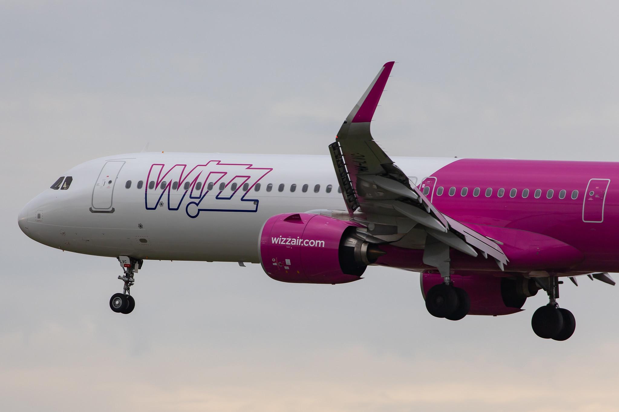 Frankfurt Airport: Wizz Air (W6 / WZZ) |  Airbus A321-271NX A21N | HA-LVC | MSN 8816