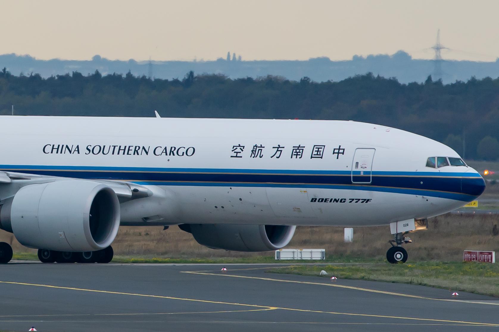 Frankfurt Airport: China Southern Cargo (CZ / CSN) | Operator: China Southern Airlines |  Boeing 777-F1B B77L | B-2028 | MSN 41637