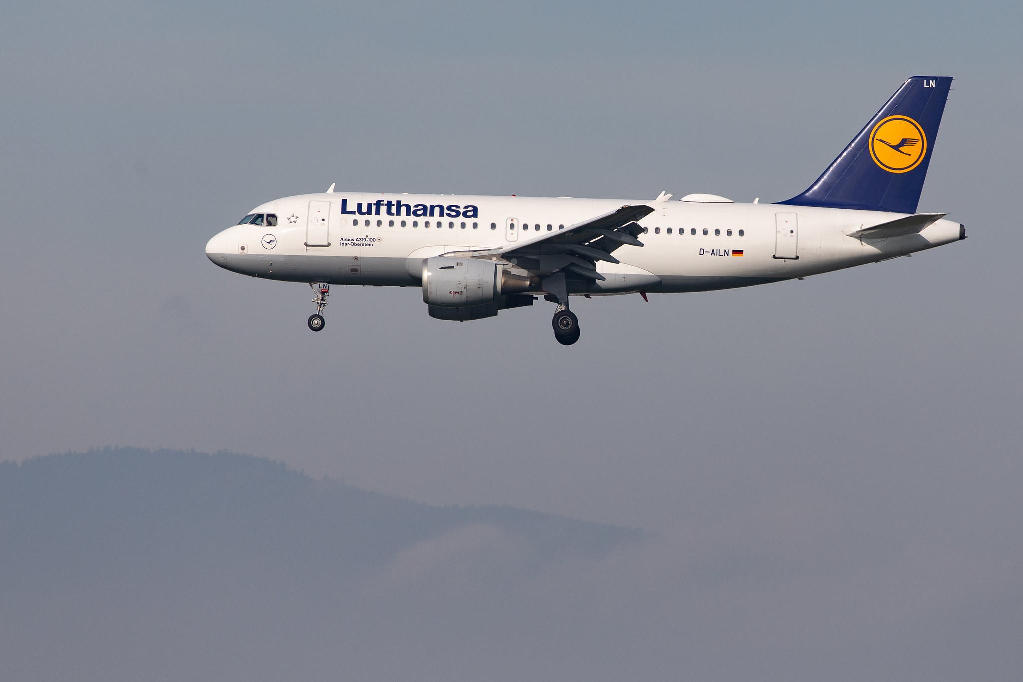 Frankfurt Airport: Lufthansa (LH / DLH) |  Airbus A319-114 A319 | D-AILN | MSN 0700