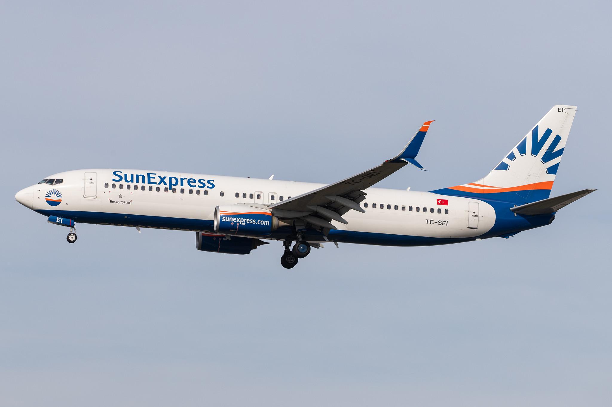 Frankfurt Airport: SunExpress (XQ / SXS) |  Boeing 737-8HC B738 | TC-SEI | MSN 61170